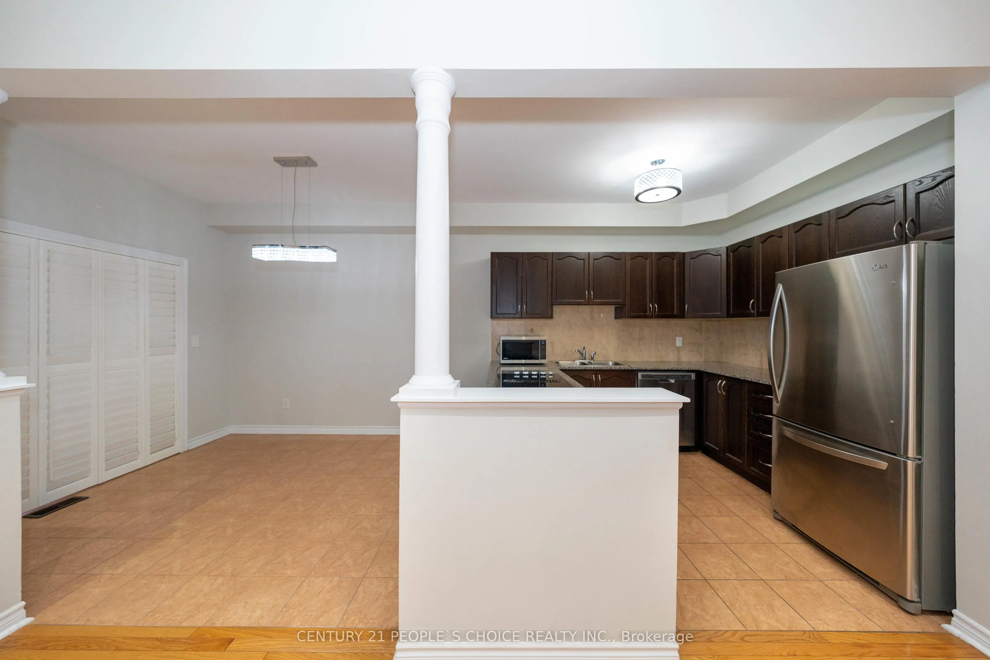 38 Vettese Court, #Upper