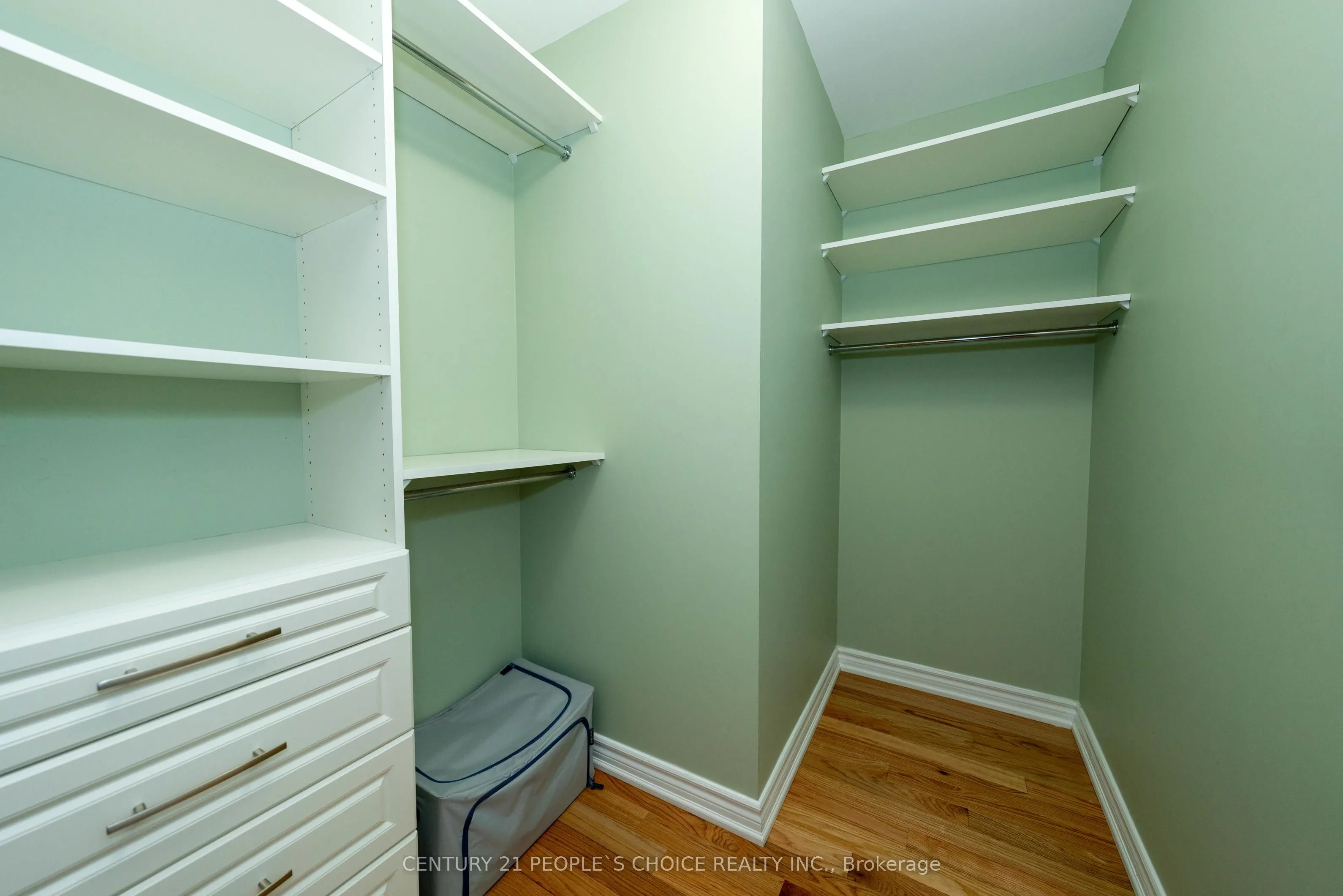 38 Vettese Court, #Upper