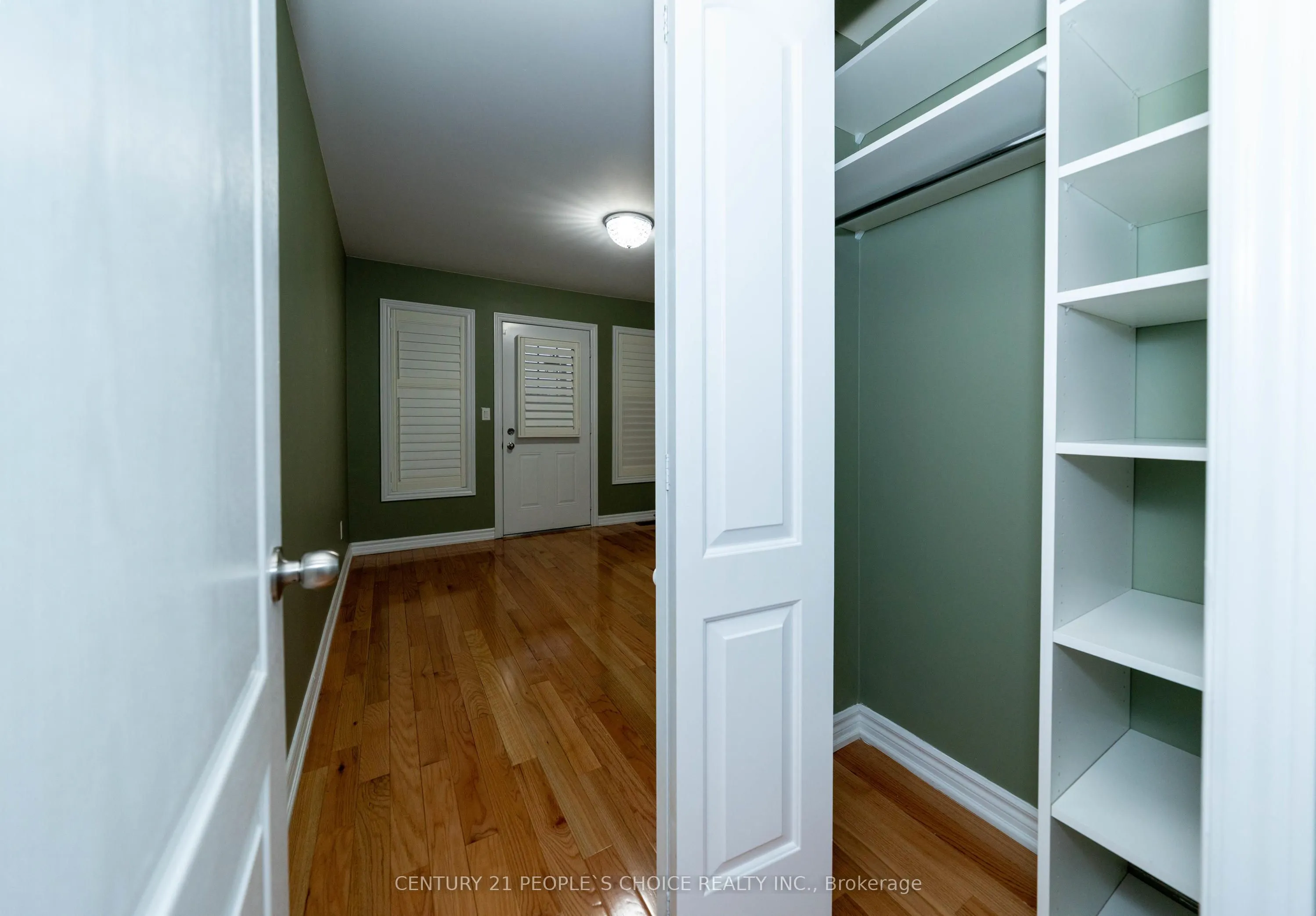 38 Vettese Court, #Upper