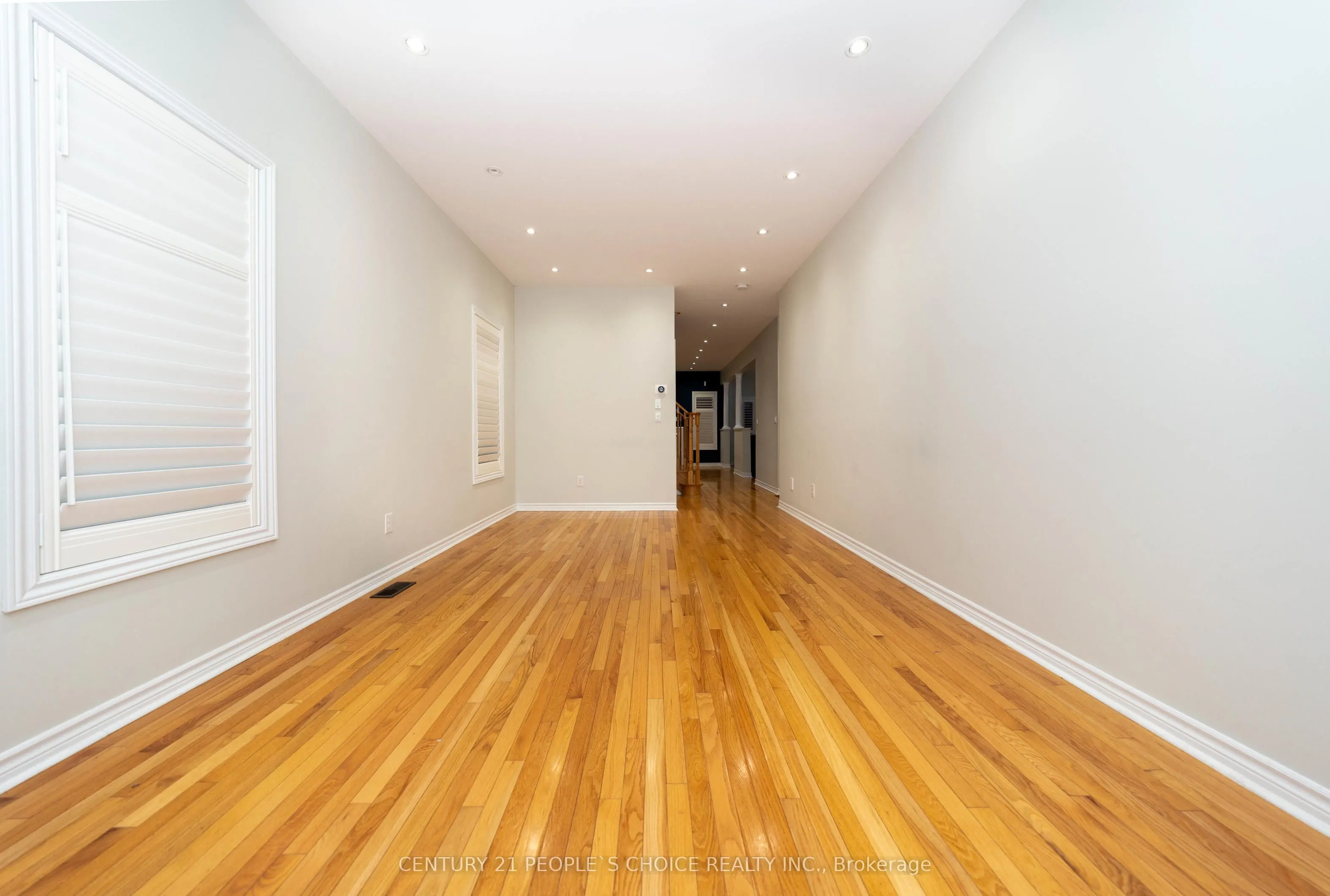 38 Vettese Court, #Upper