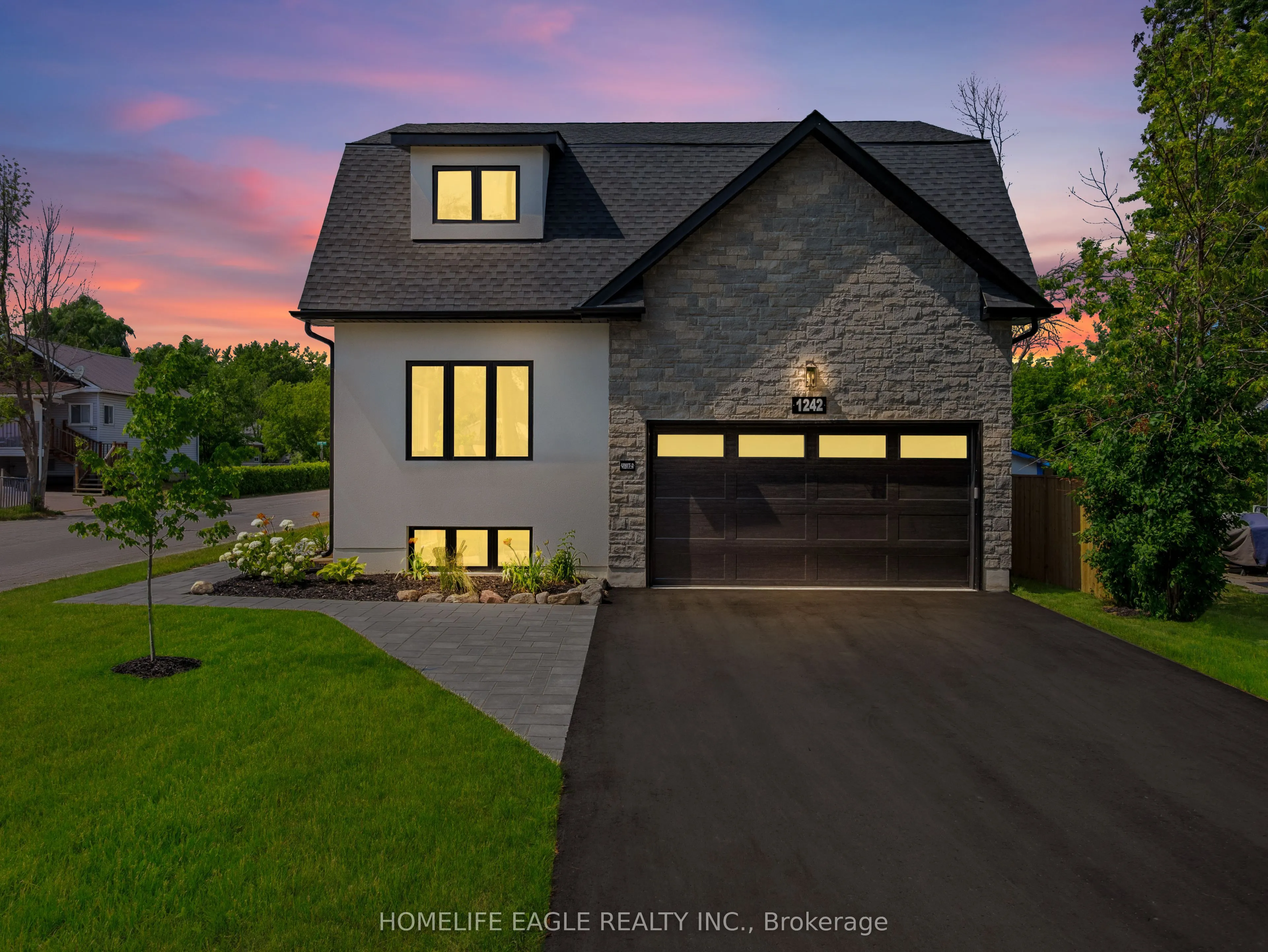 1242 Killarney Beach Road