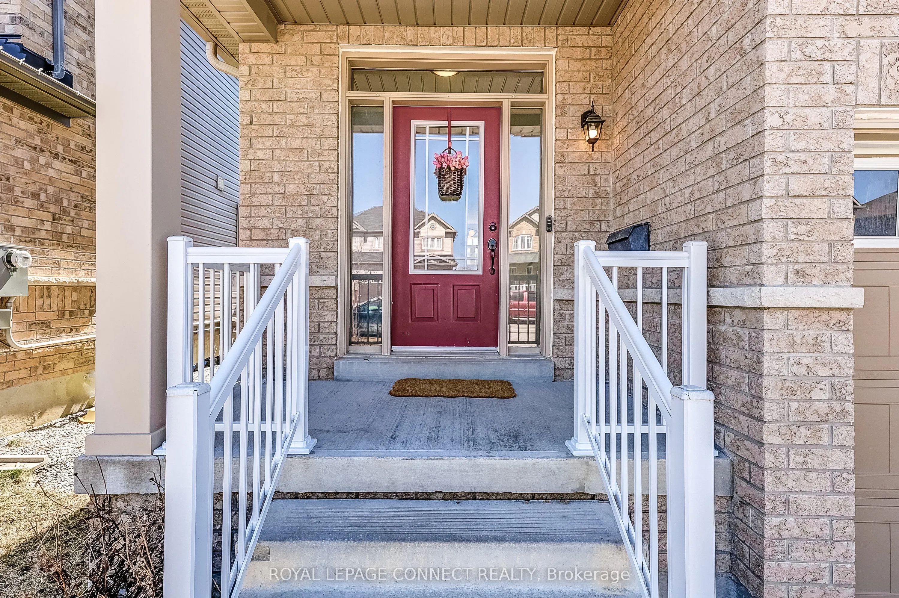 17 Don Hadden Crescent