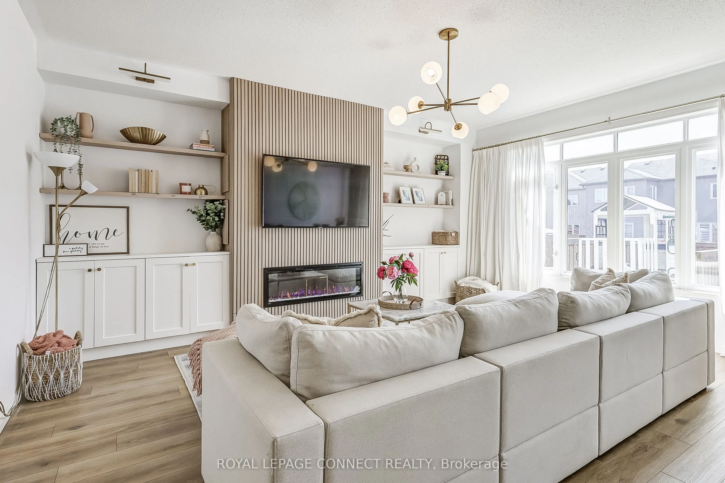 17 Don Hadden Crescent