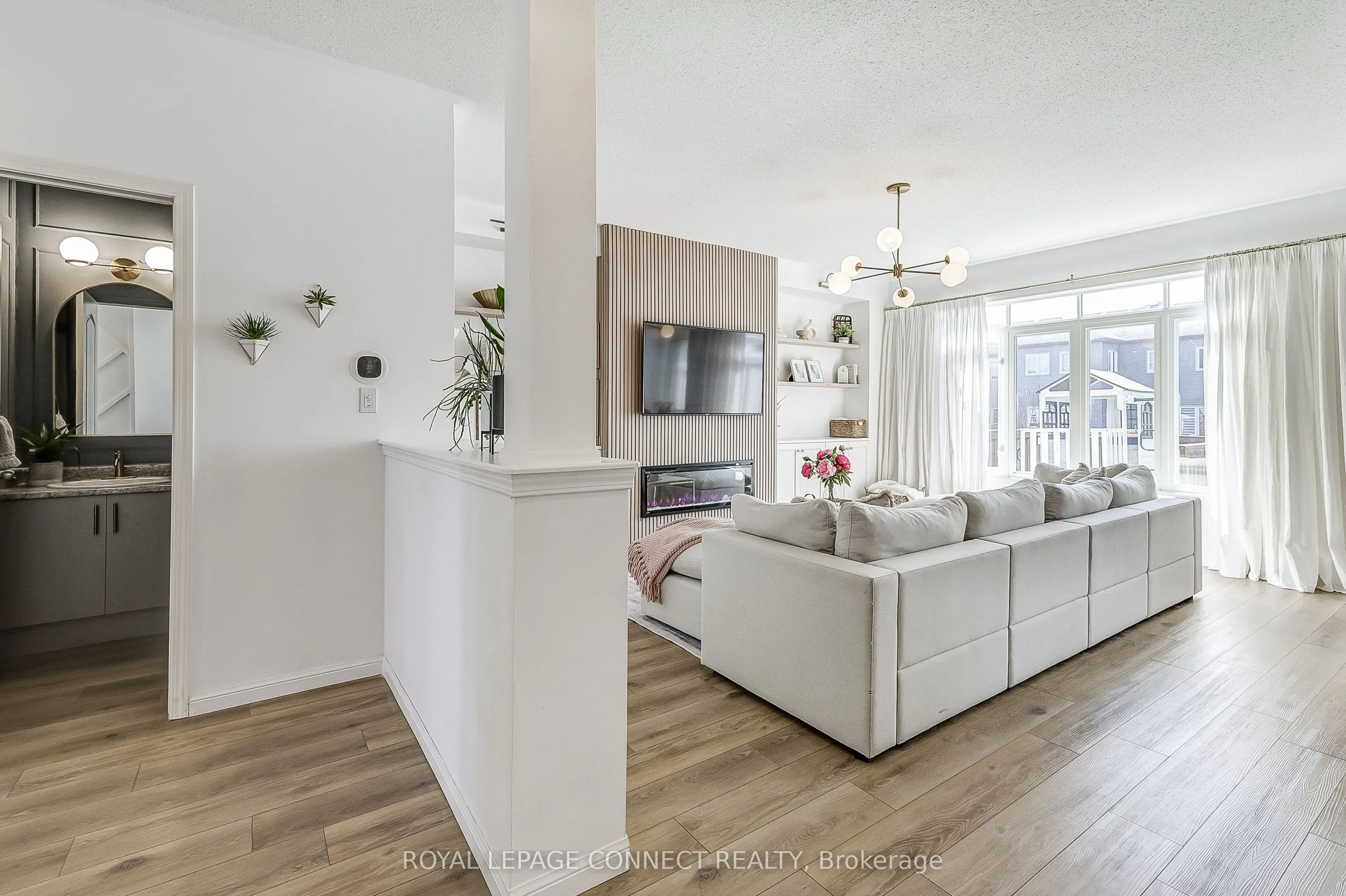 17 Don Hadden Crescent