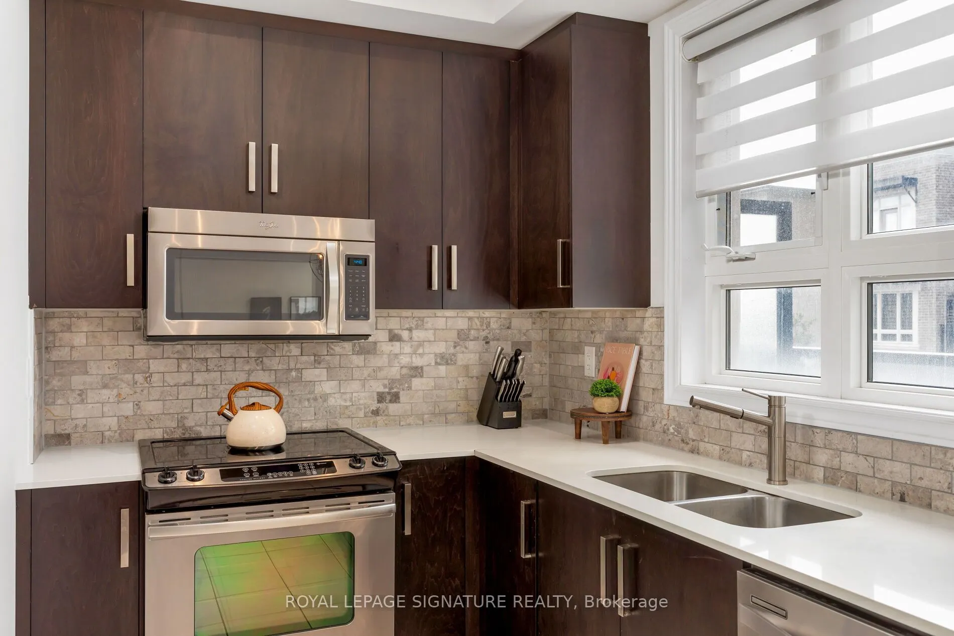 105 Kayla Crescent E, #18