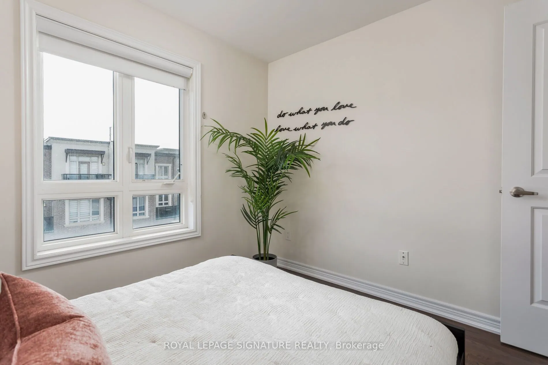 105 Kayla Crescent E, #18