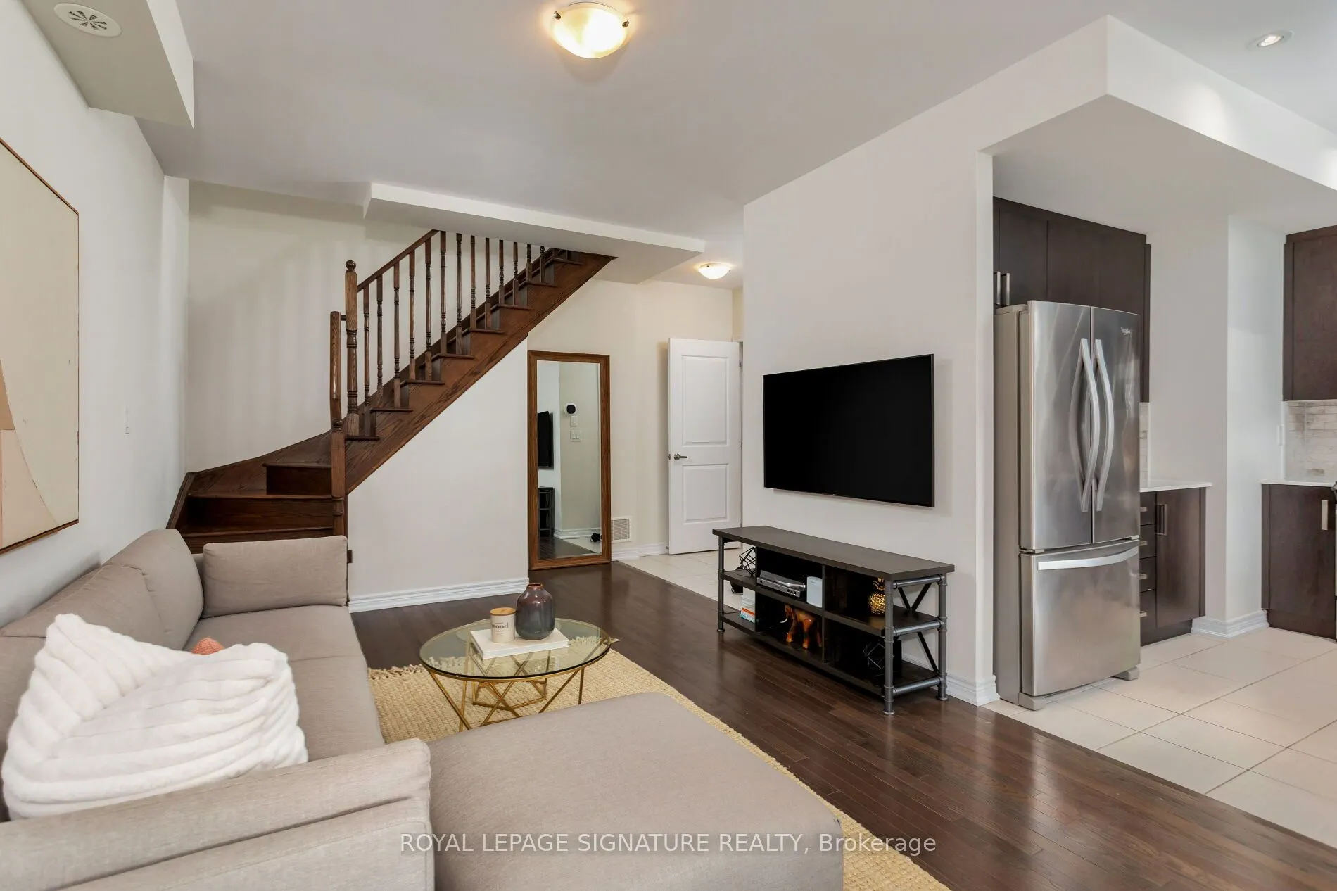 105 Kayla Crescent E, #18
