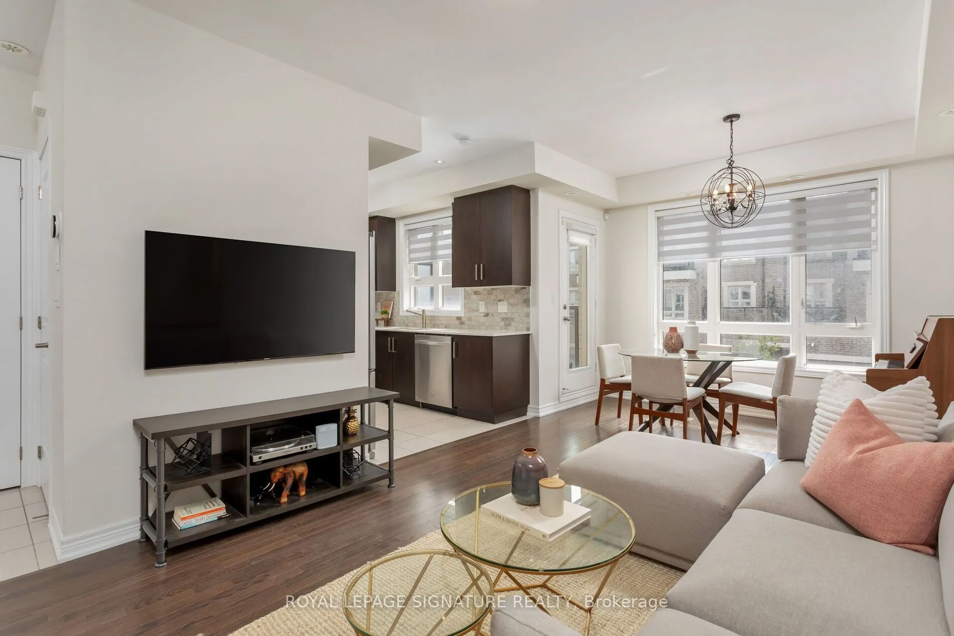 105 Kayla Crescent E, #18