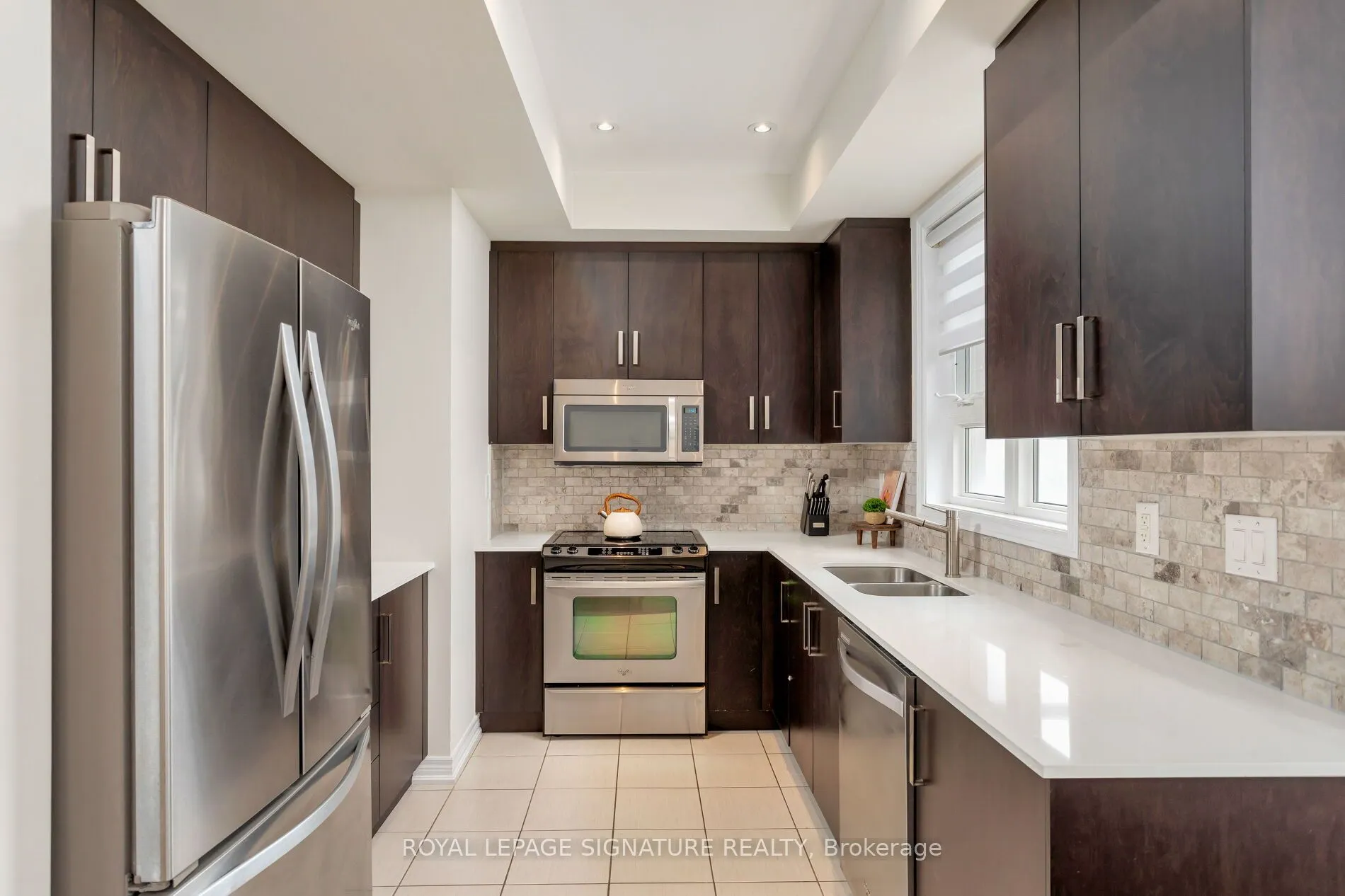 105 Kayla Crescent E, #18