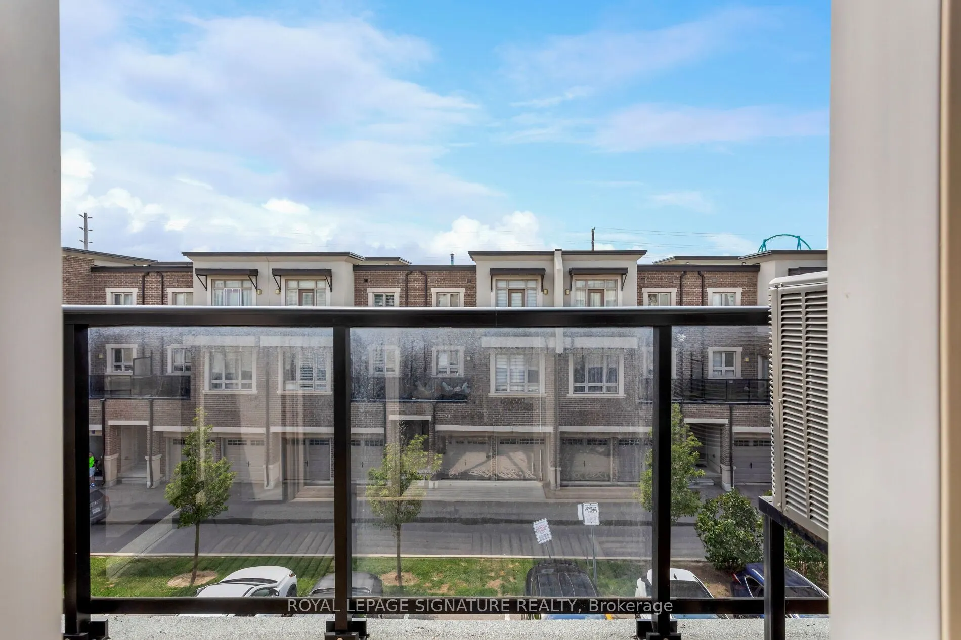 105 Kayla Crescent E, #18