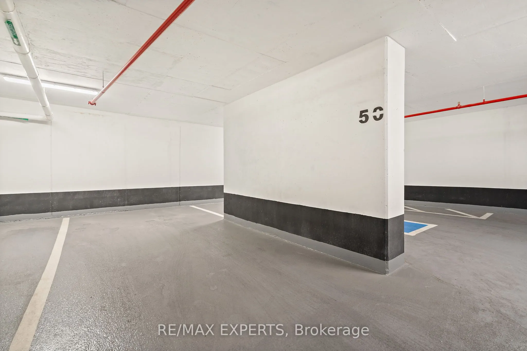 10 Abeja Street, #2521