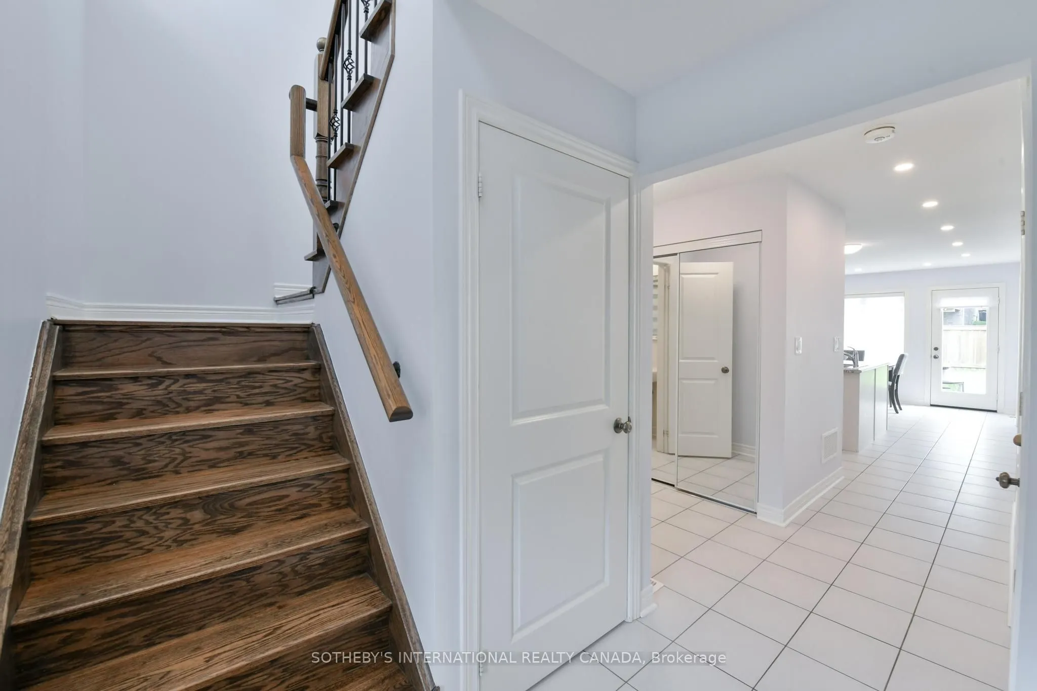 27 Owens Road