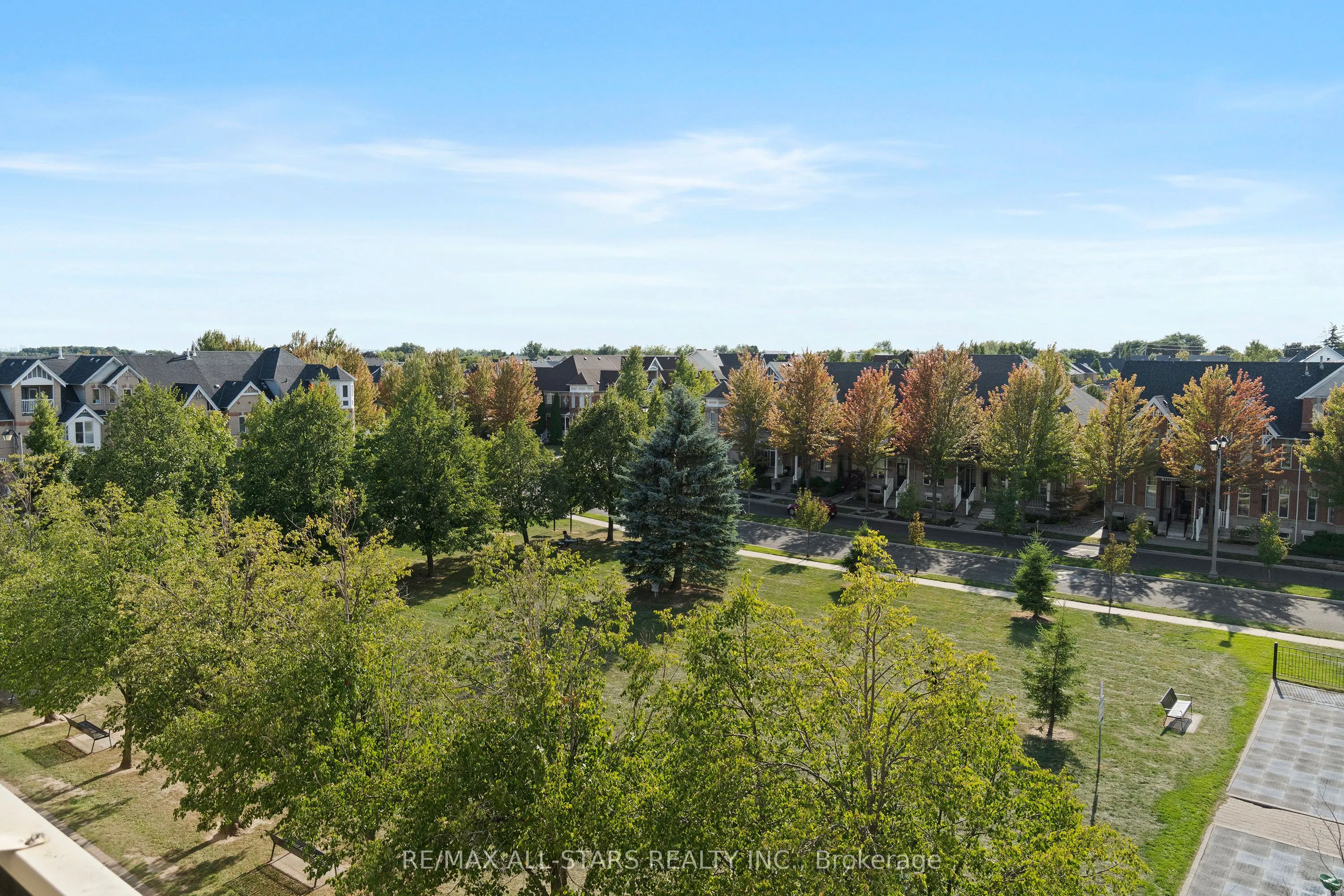 15 Cornell Meadows Avenue, #A204