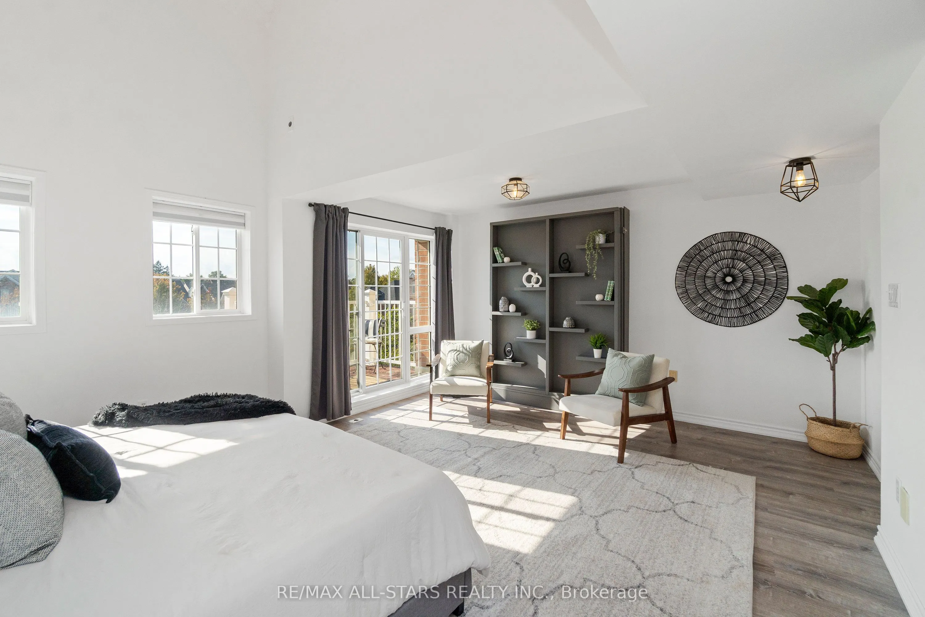15 Cornell Meadows Avenue, #A204