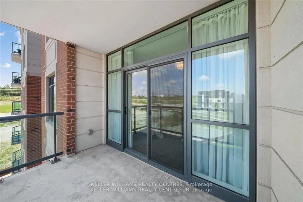 460 William Graham Drive, #302