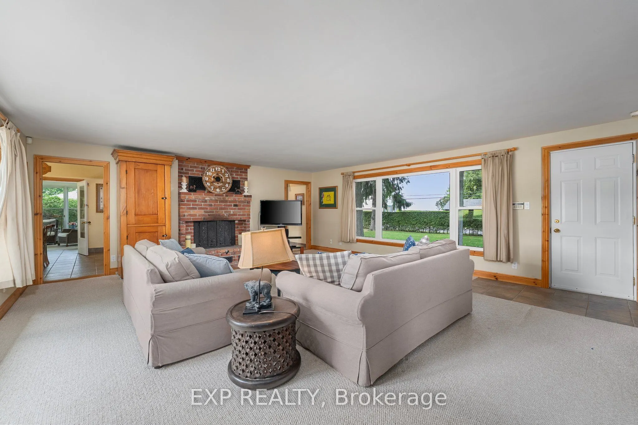 101 Hedge Road