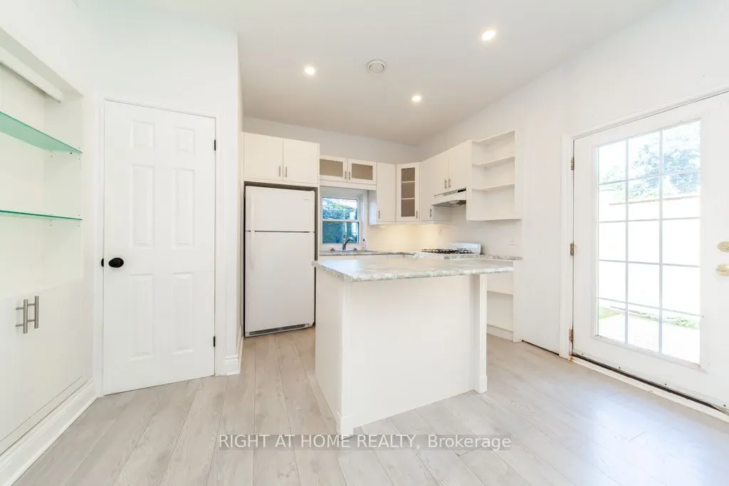 2 Peter Street, #Carriage House