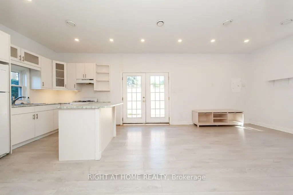 2 Peter Street, #Carriage House