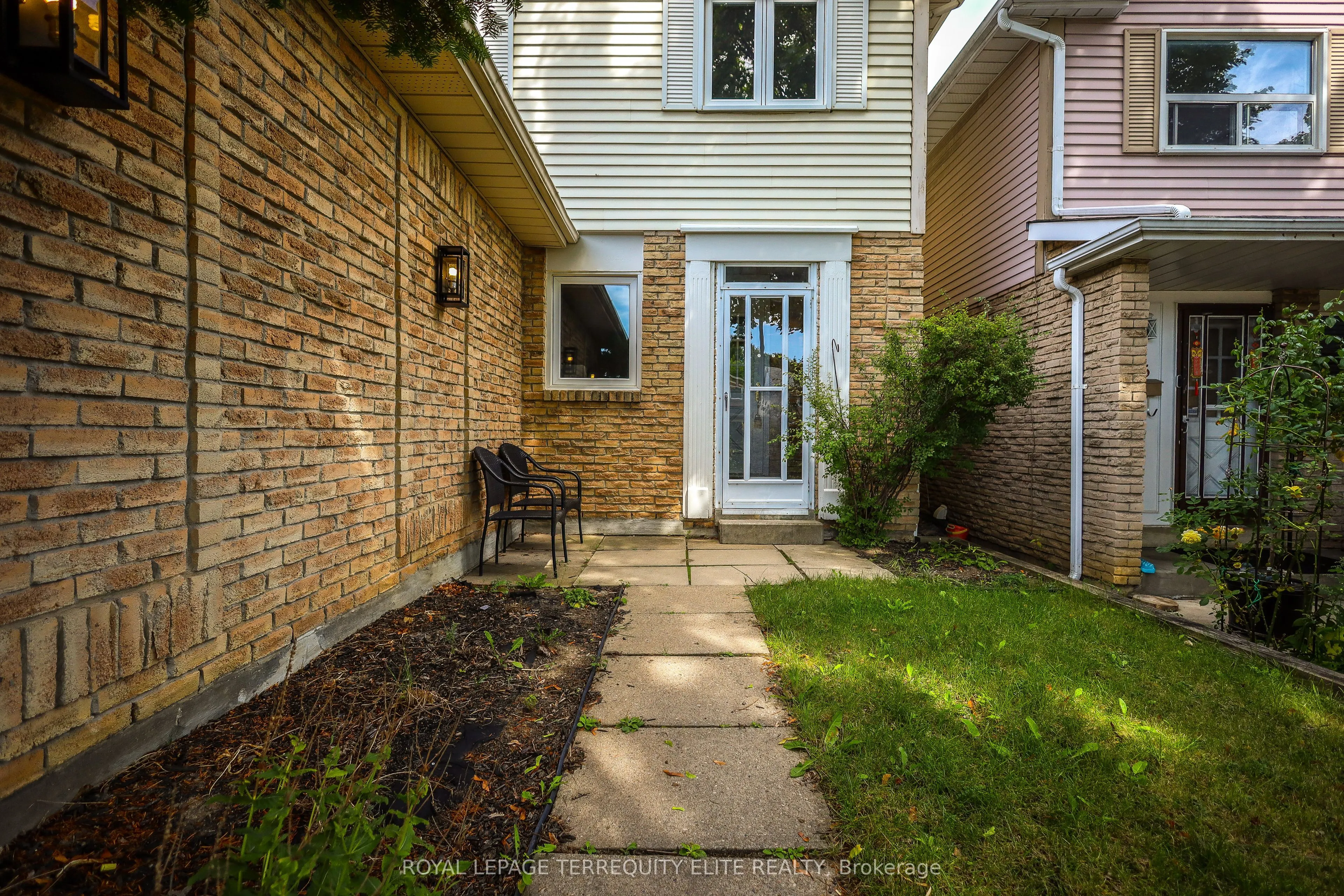 33 Tamarack Drive