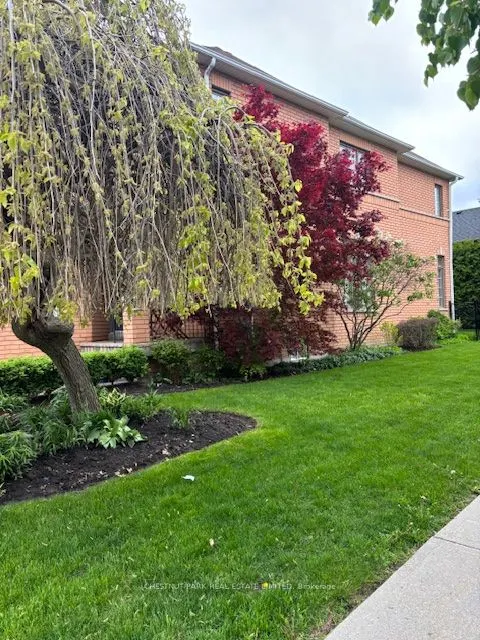 86 Forest Lane Drive