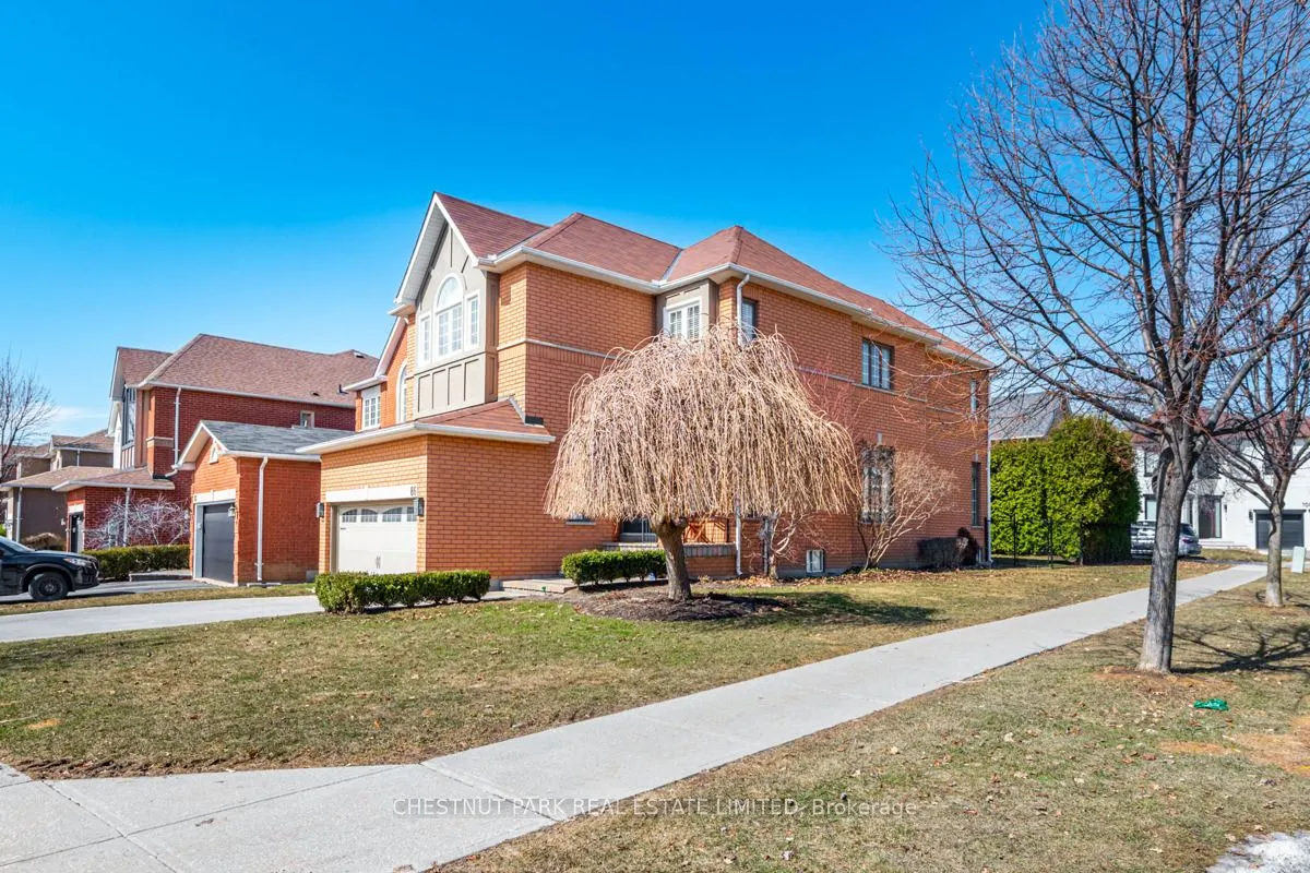 86 Forest Lane Drive