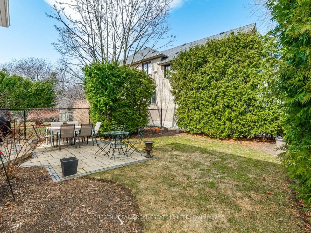 86 Forest Lane Drive