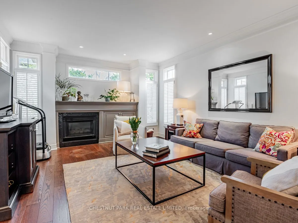 86 Forest Lane Drive