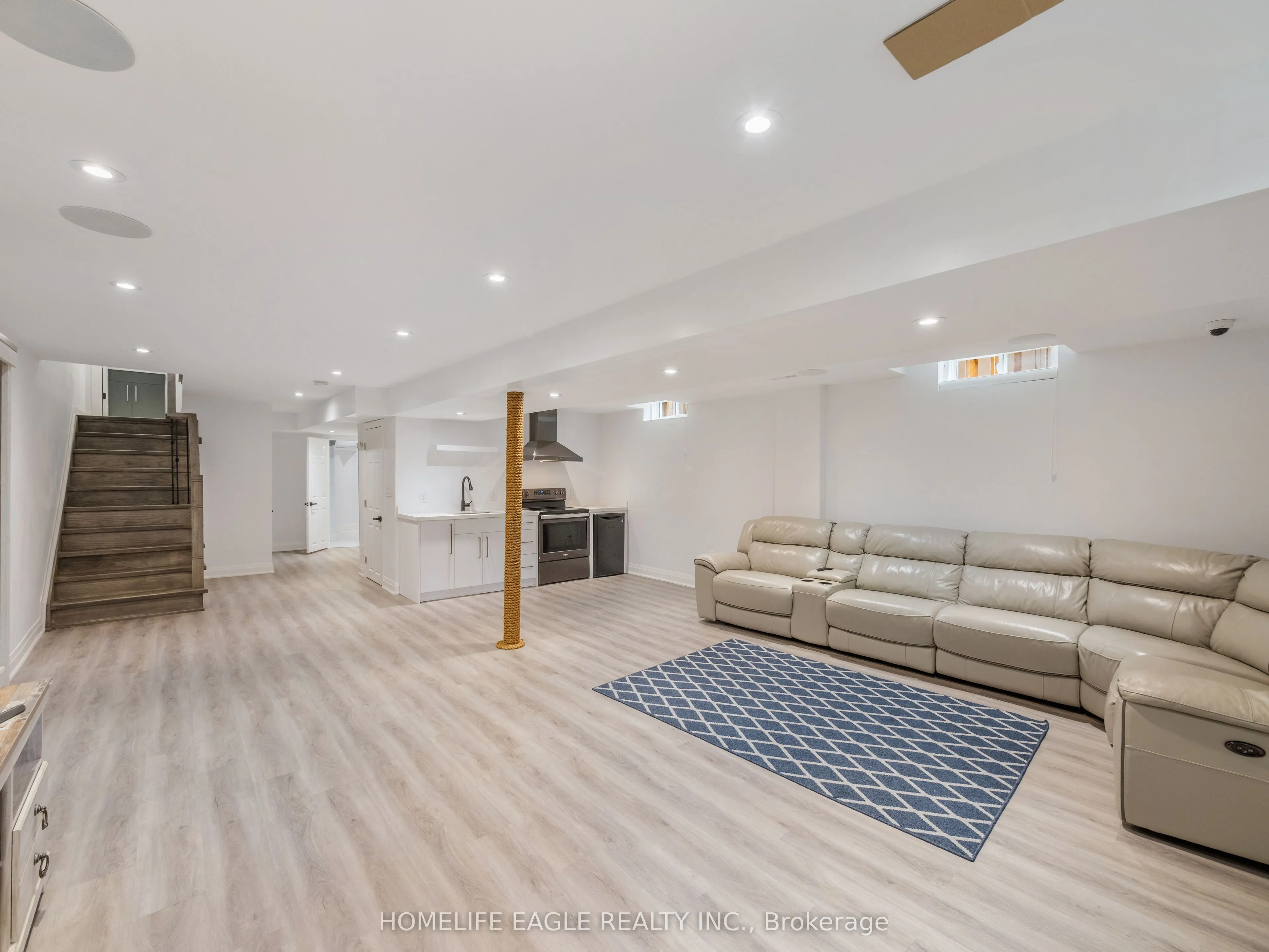 6 Brightsview Drive