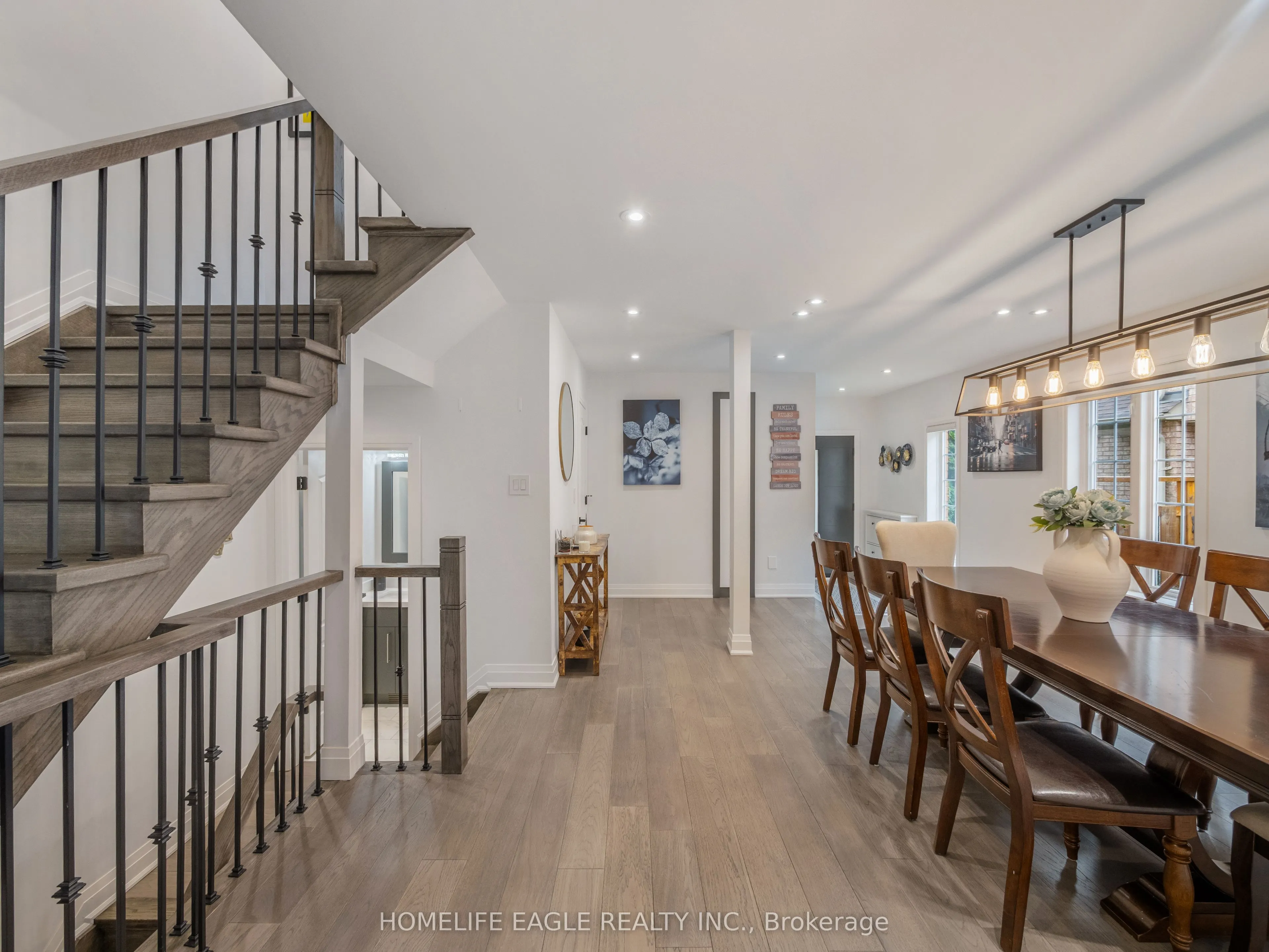 6 Brightsview Drive