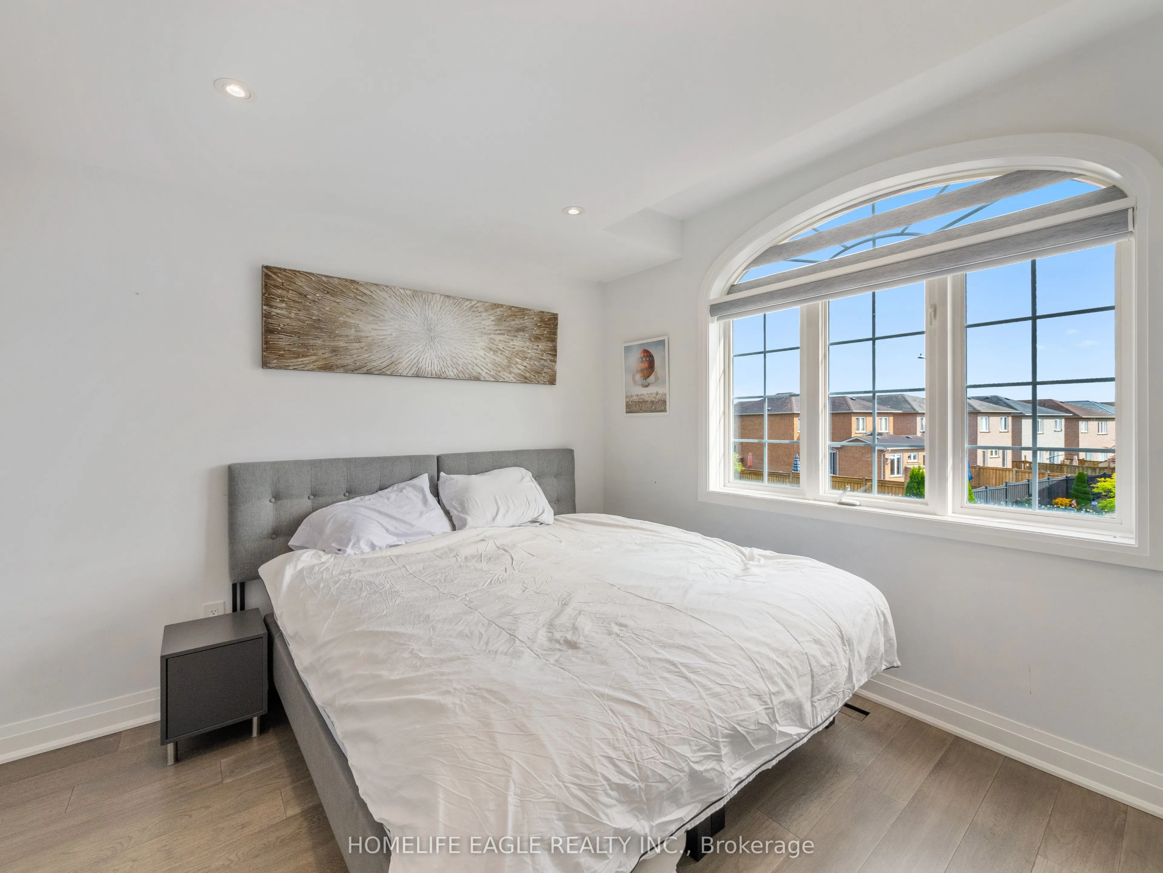 6 Brightsview Drive
