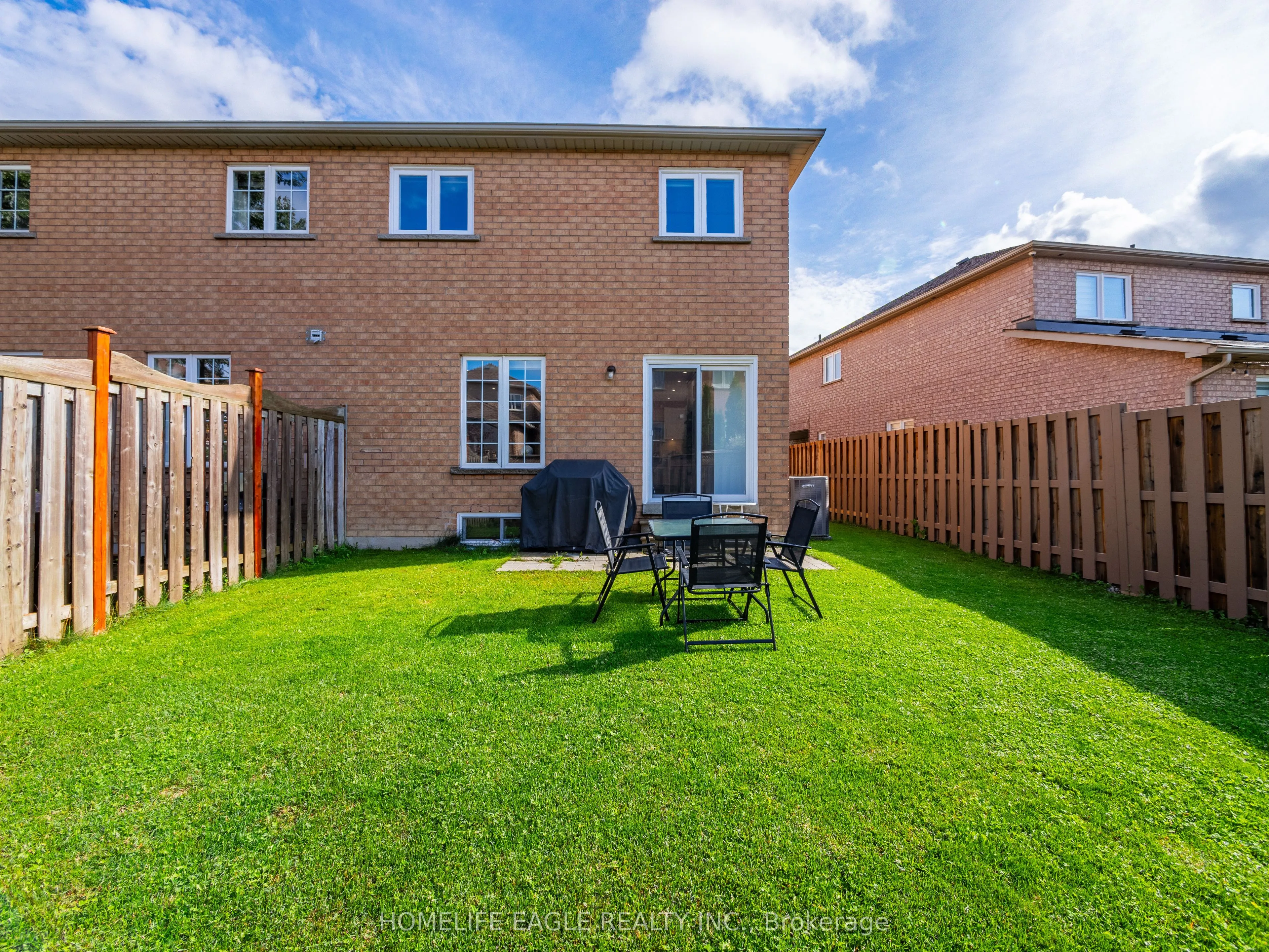 6 Brightsview Drive