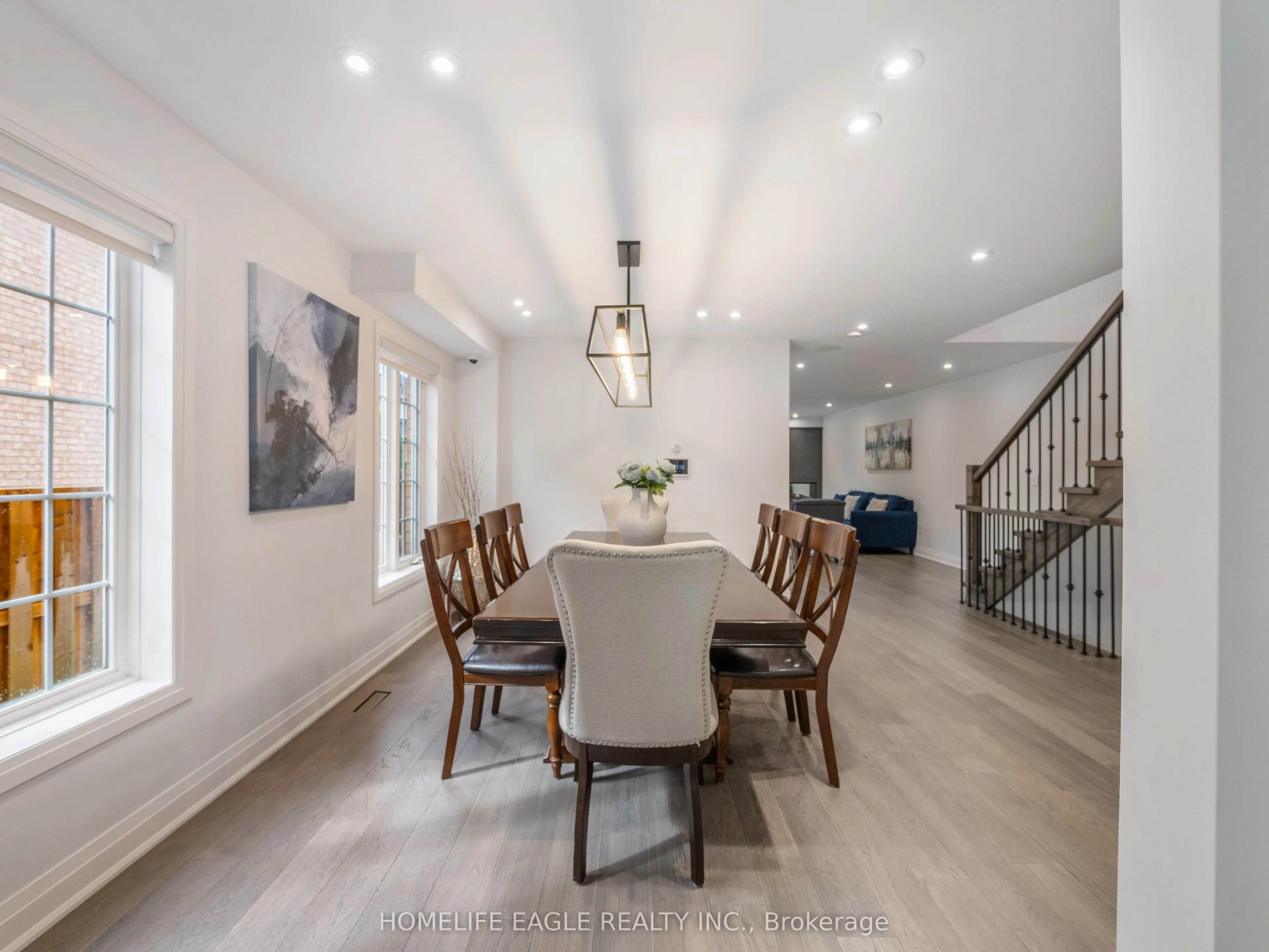 6 Brightsview Drive