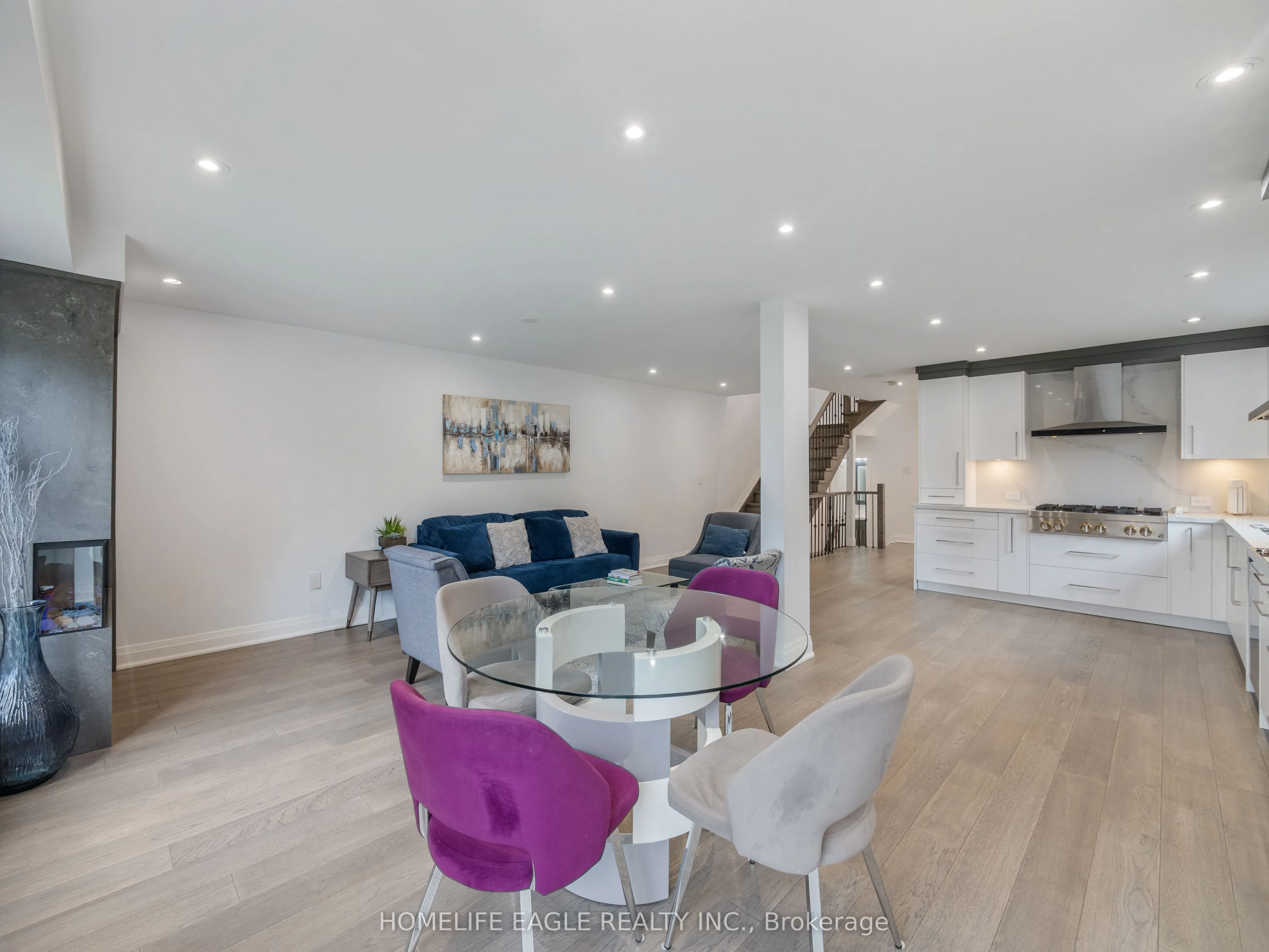 6 Brightsview Drive
