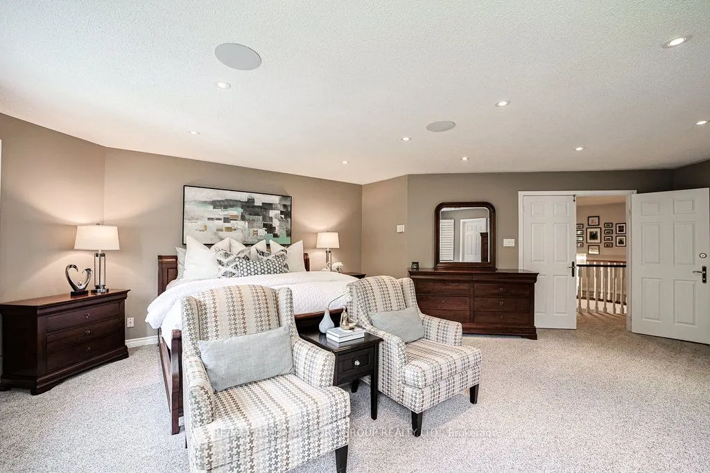 1032 Sir Ivor Court