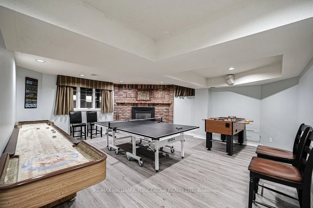 1032 Sir Ivor Court