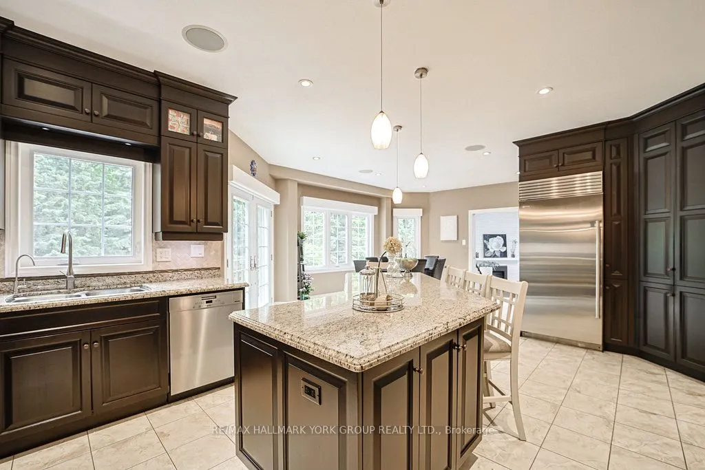 1032 Sir Ivor Court
