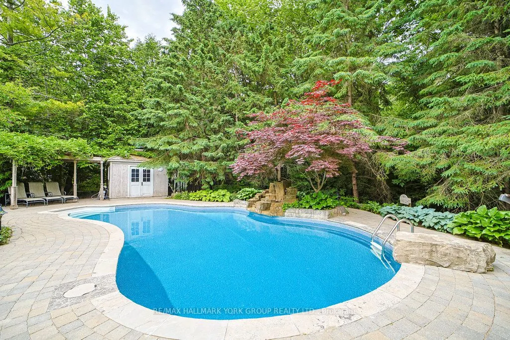 1032 Sir Ivor Court
