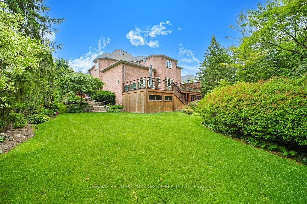 1032 Sir Ivor Court