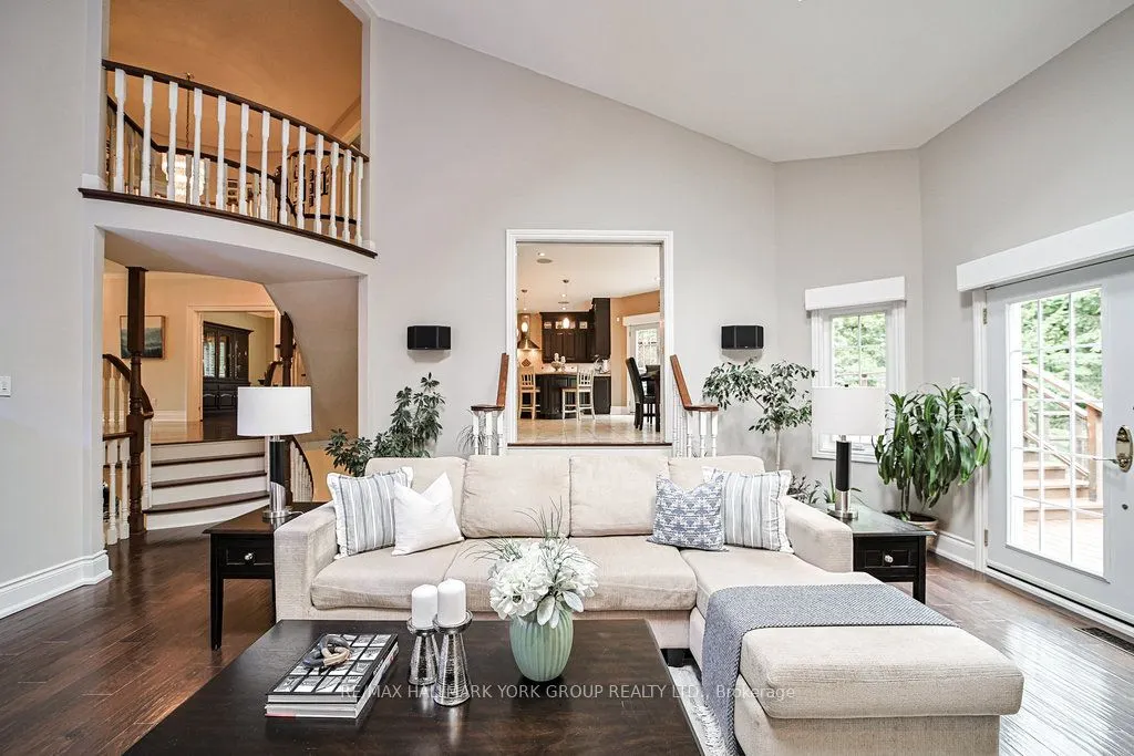 1032 Sir Ivor Court