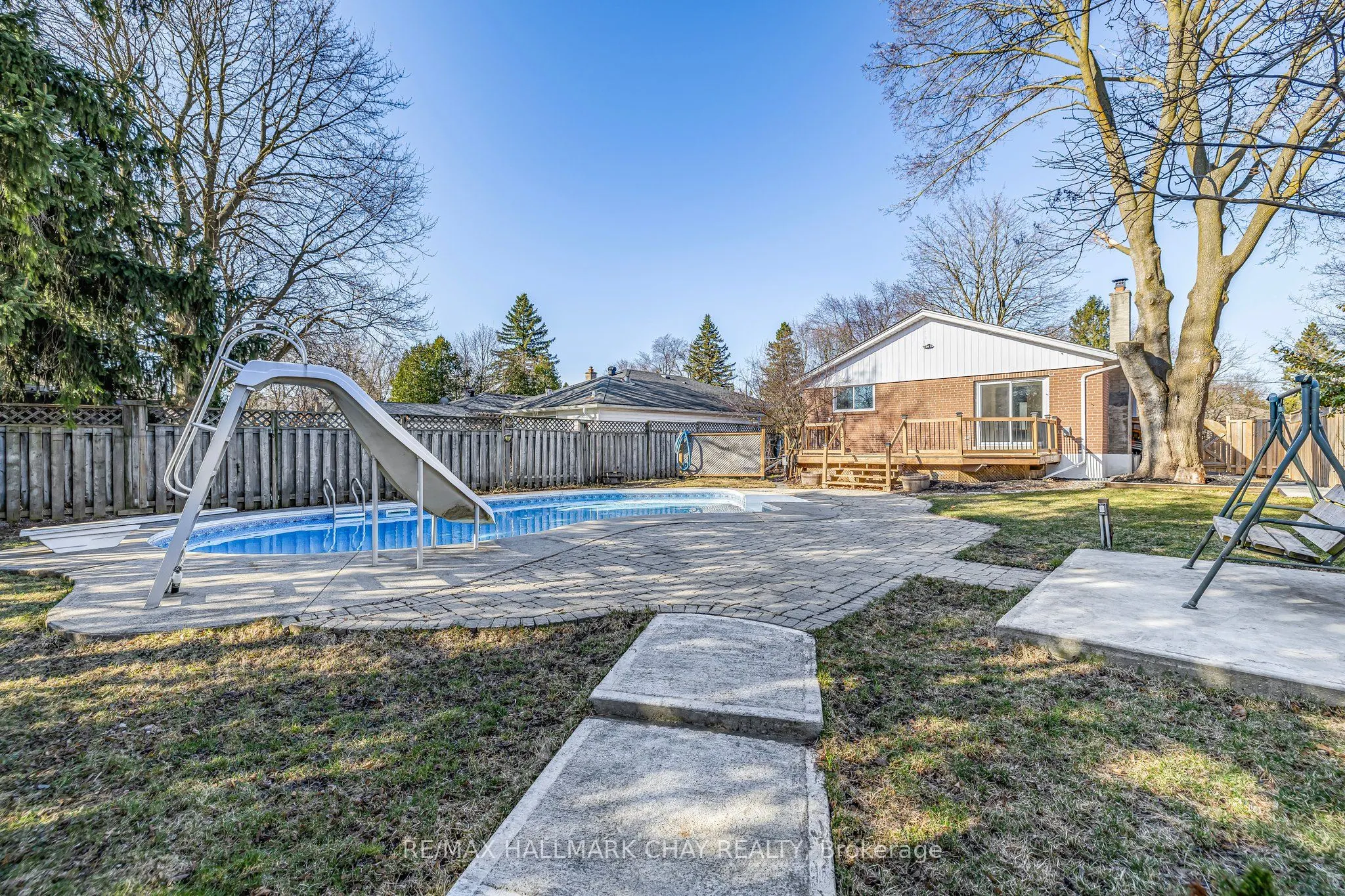 3 Davidson Road