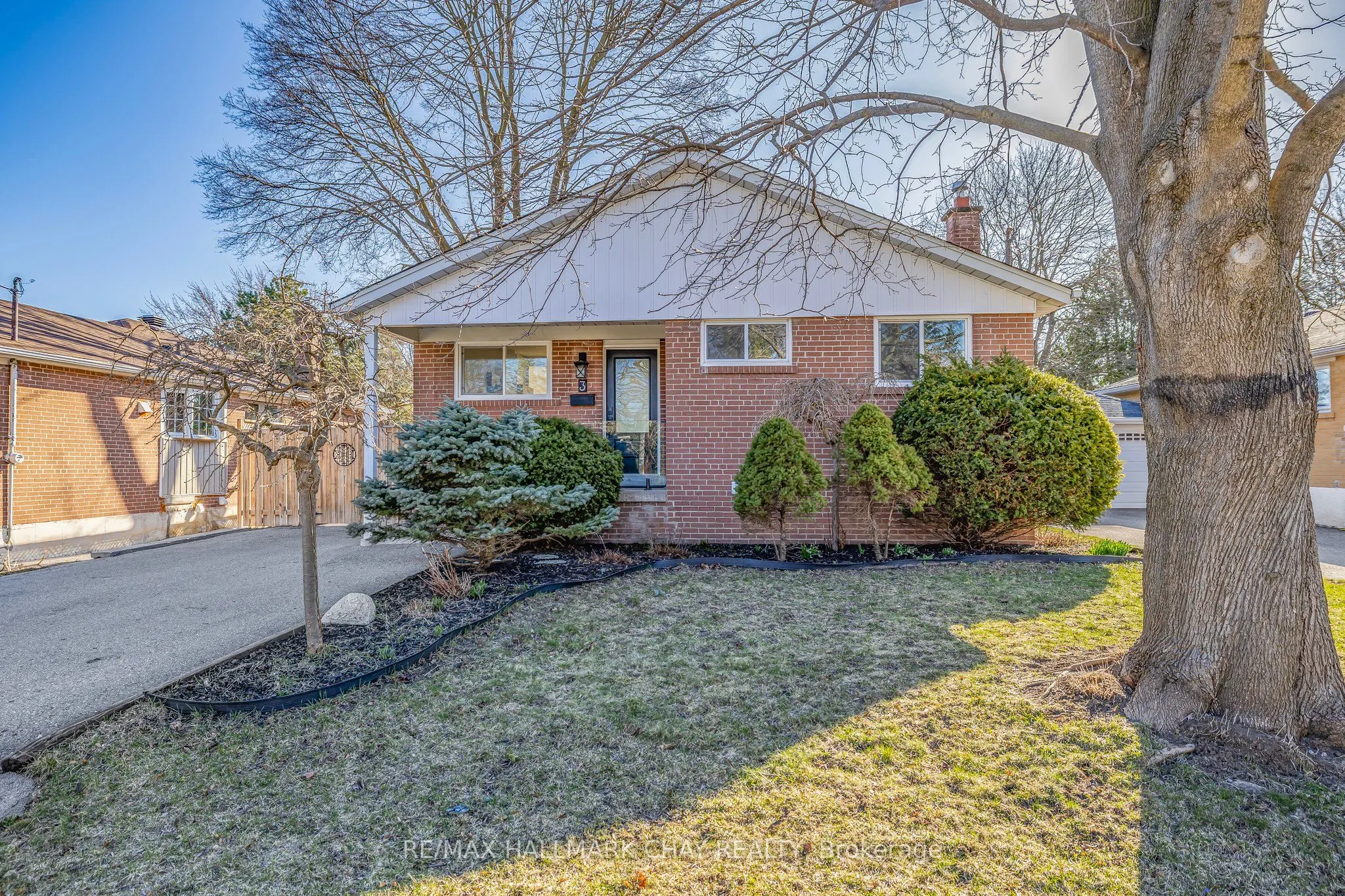 3 Davidson Road