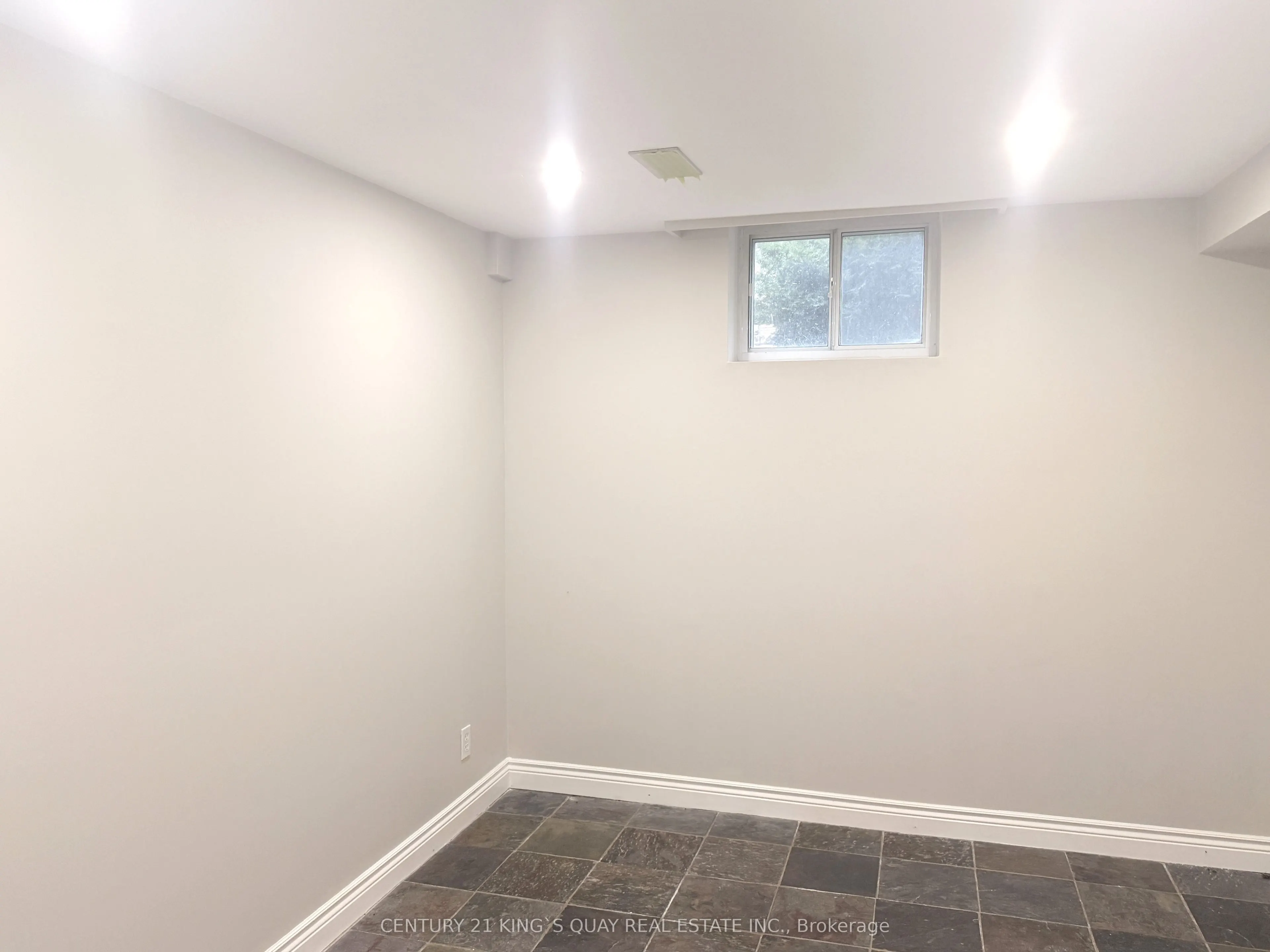 3 Fonthill Boulevard