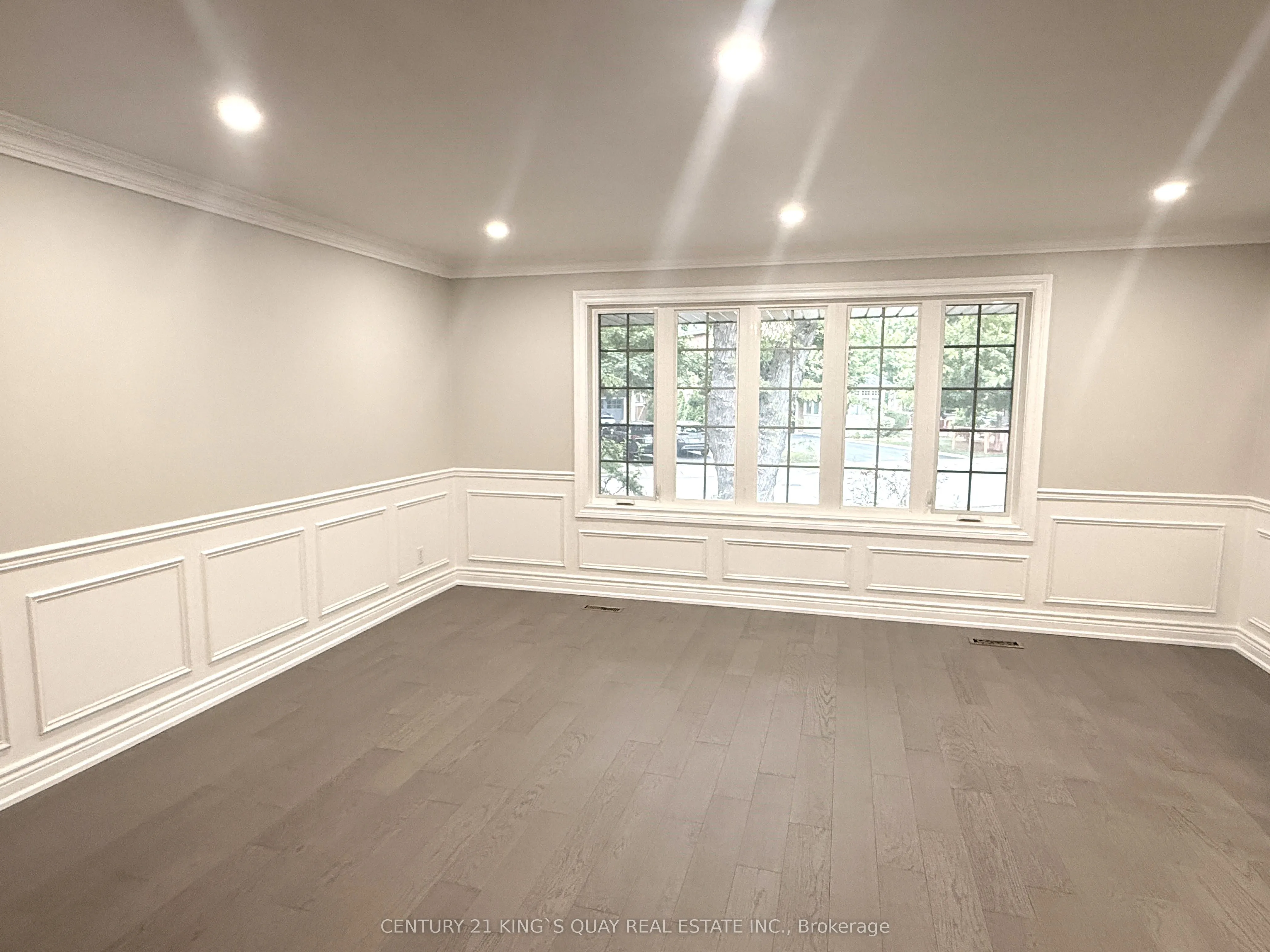 3 Fonthill Boulevard