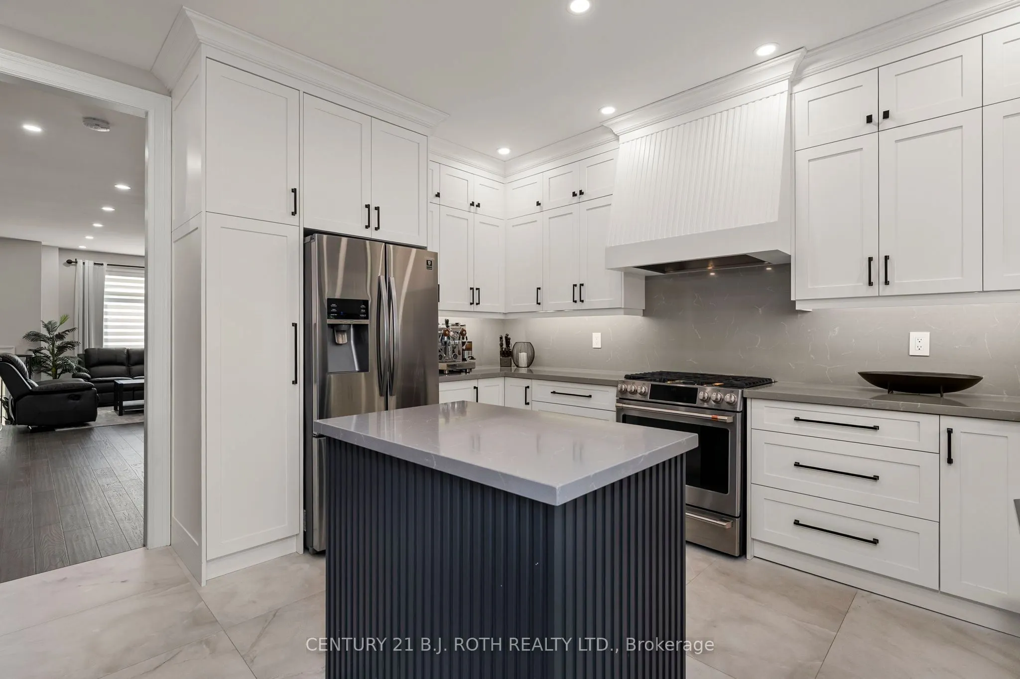 8032 KIPLING Avenue, #15