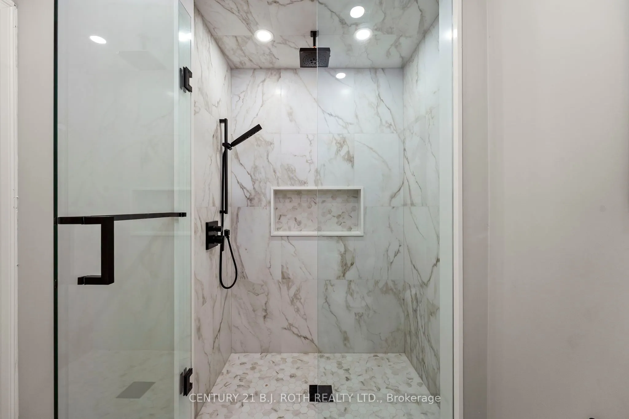 8032 KIPLING Avenue, #15