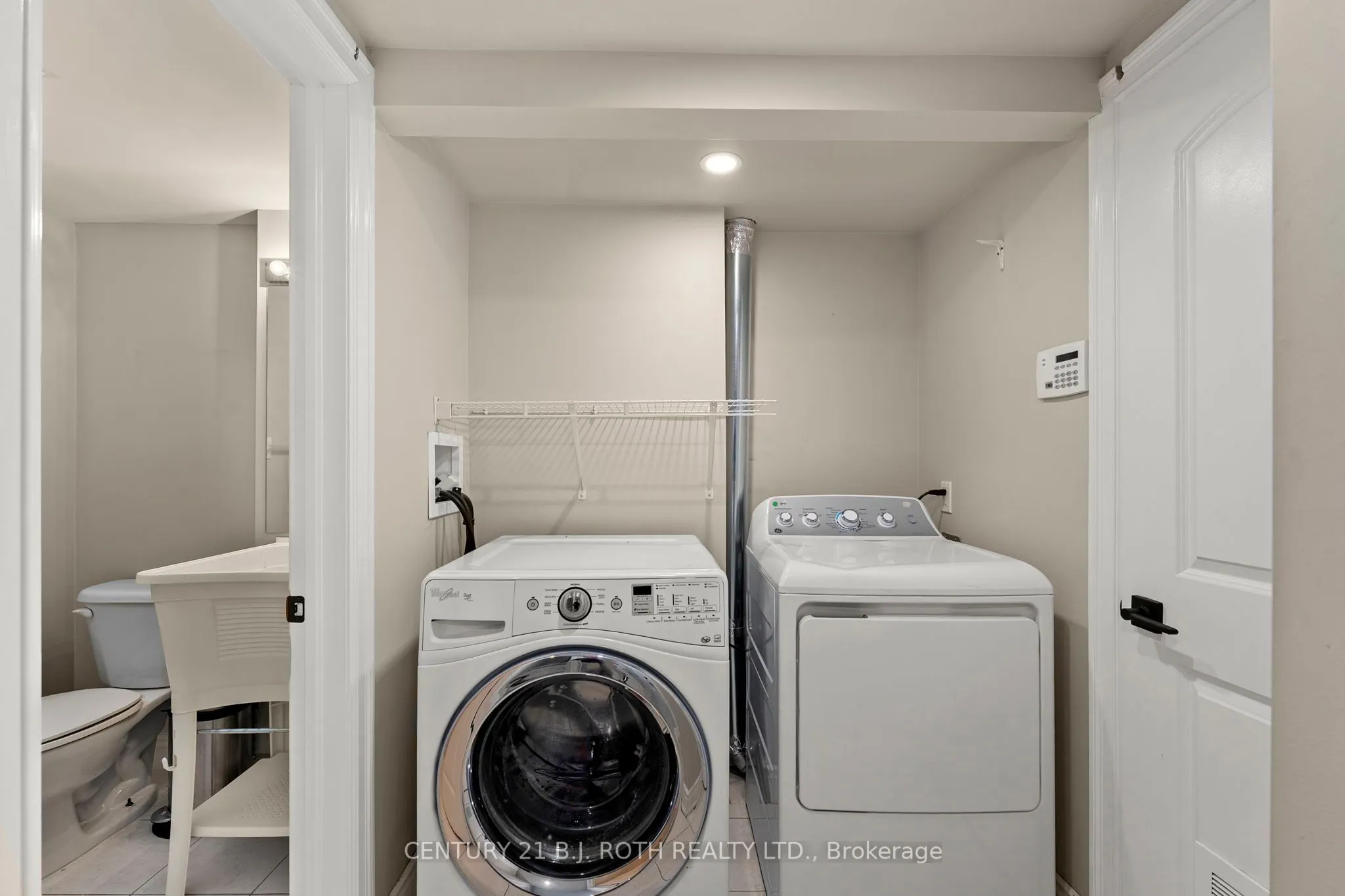 8032 KIPLING Avenue, #15