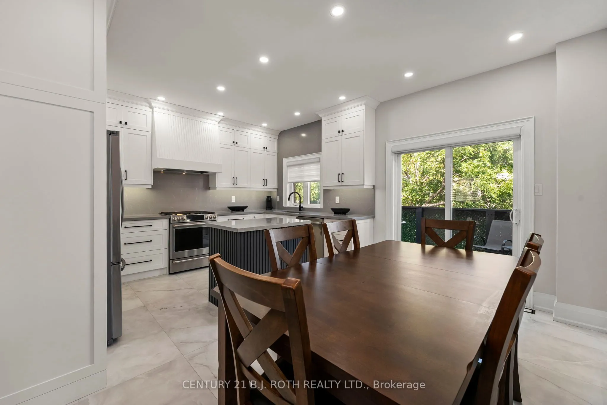 8032 KIPLING Avenue, #15