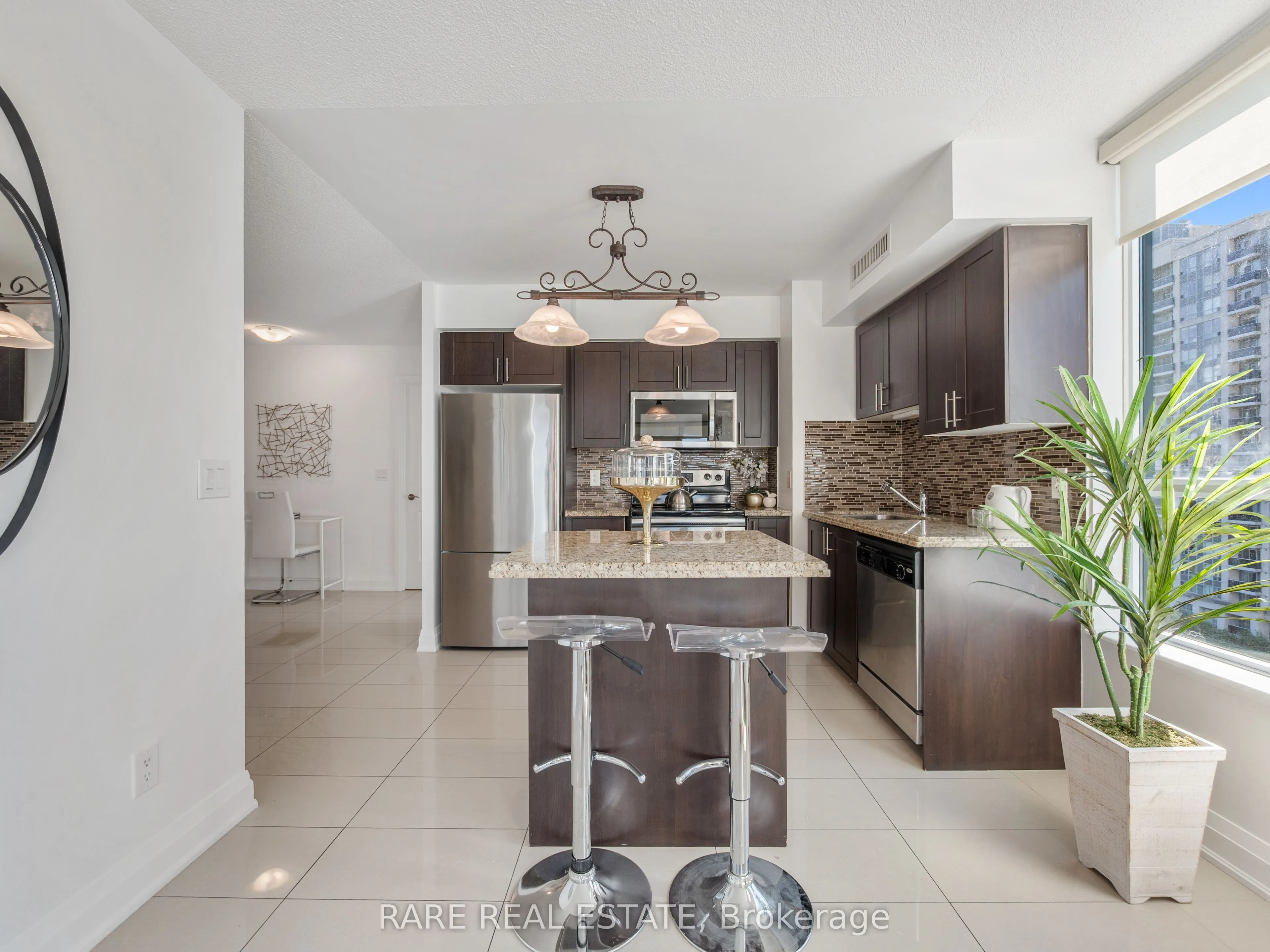 20 North Park Road, #908