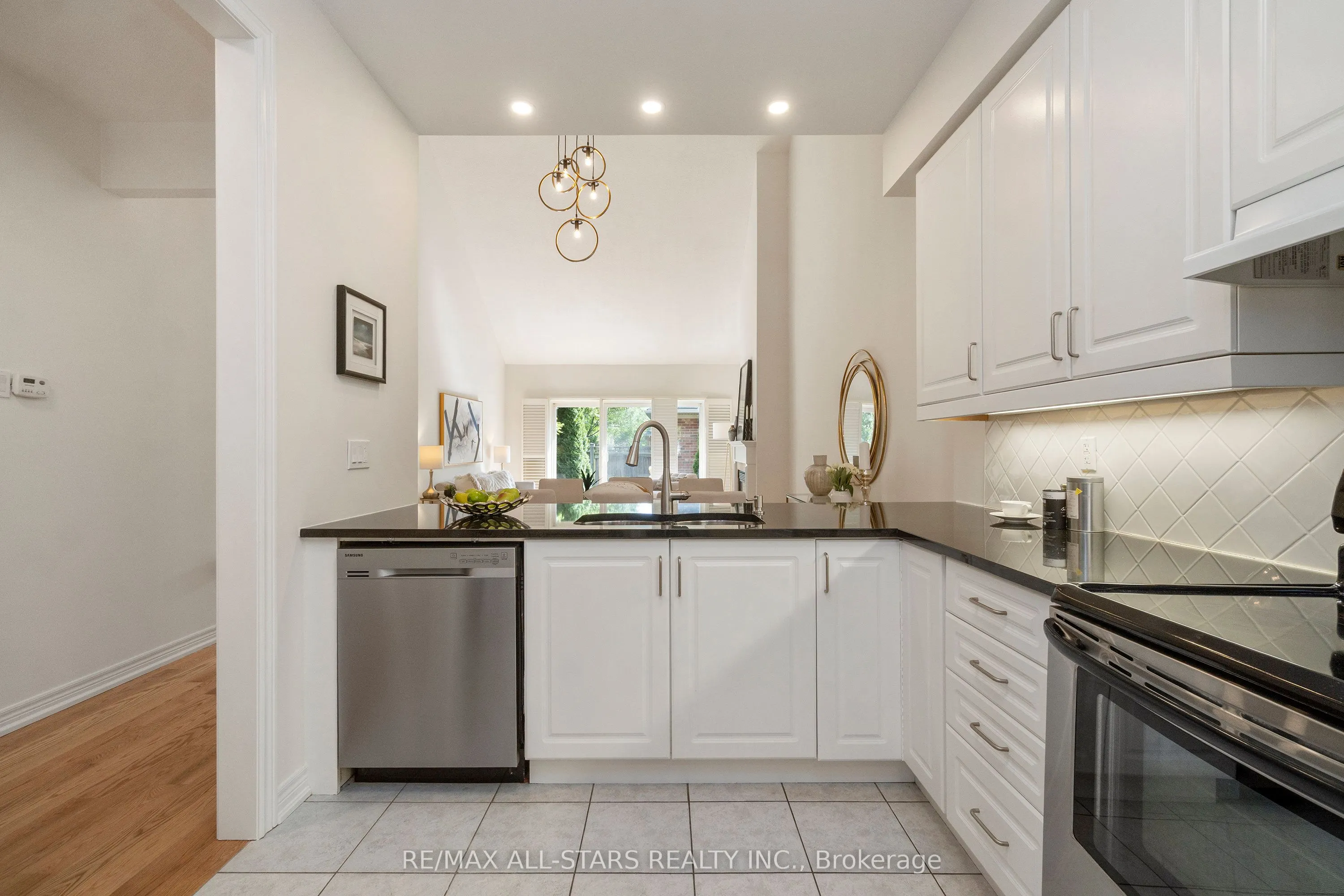 57 Oasis Way, #384