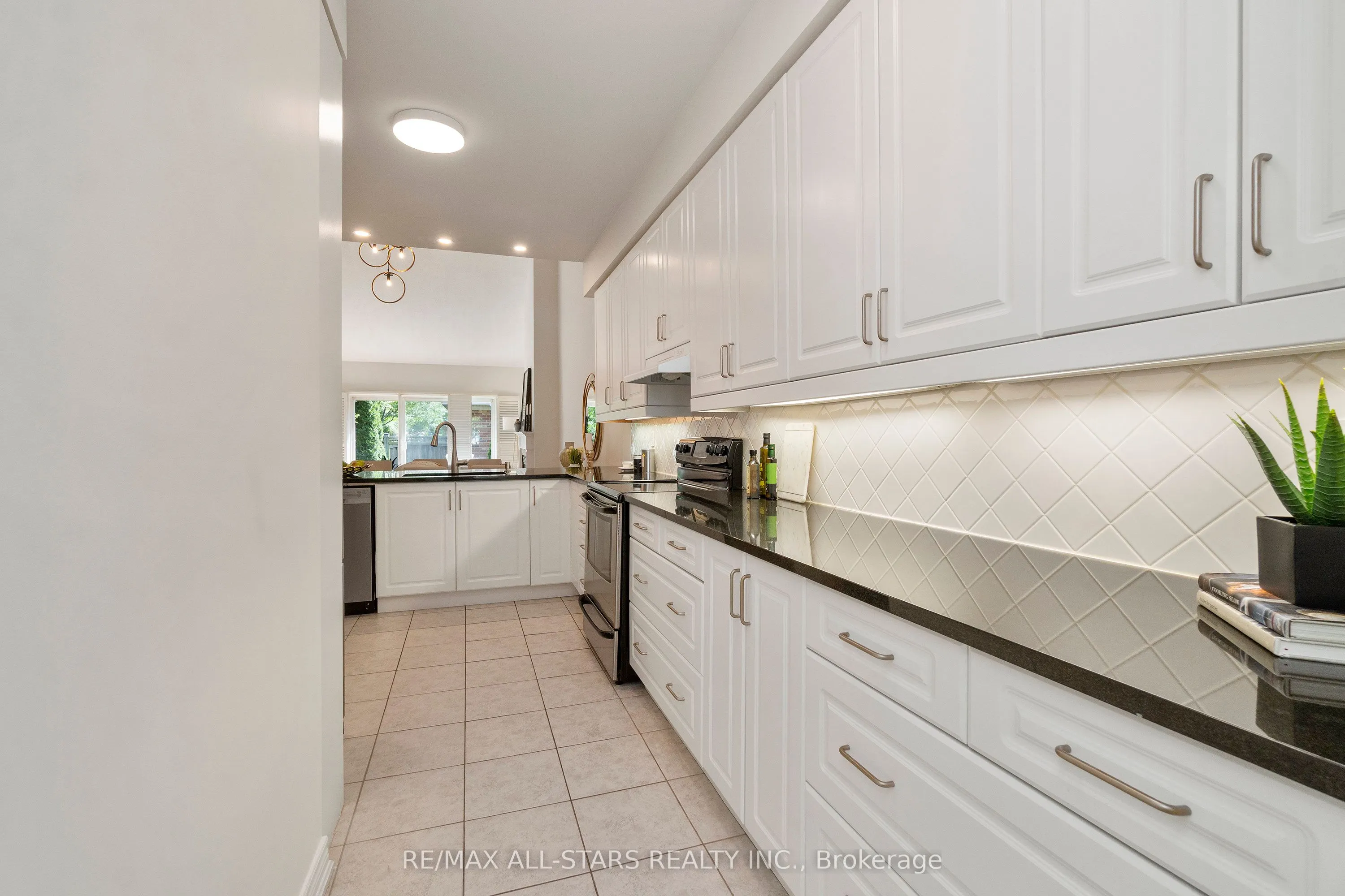 57 Oasis Way, #384
